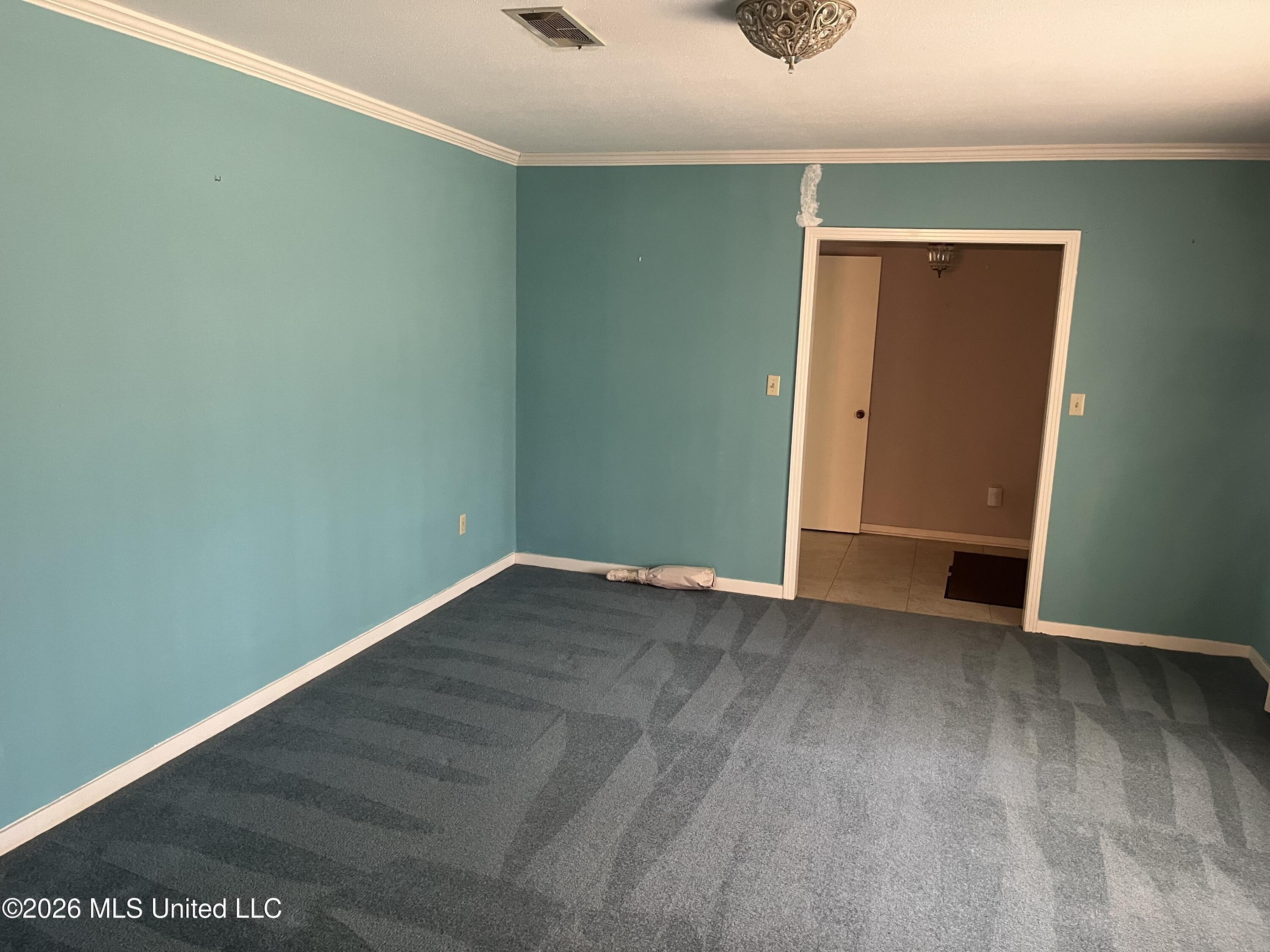 165 Bristol Boulevard Property Photo 5
