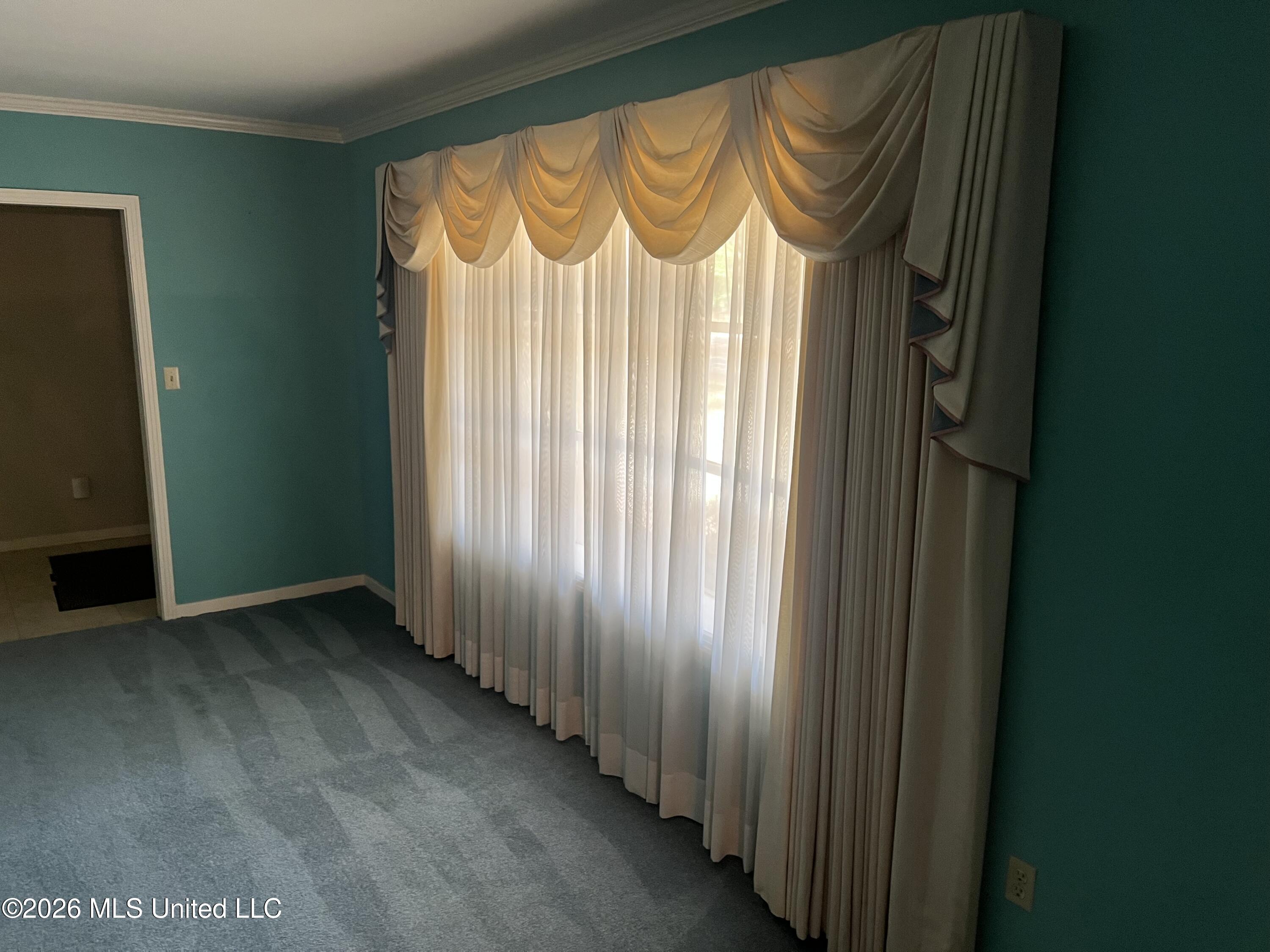 165 Bristol Boulevard Property Photo 6