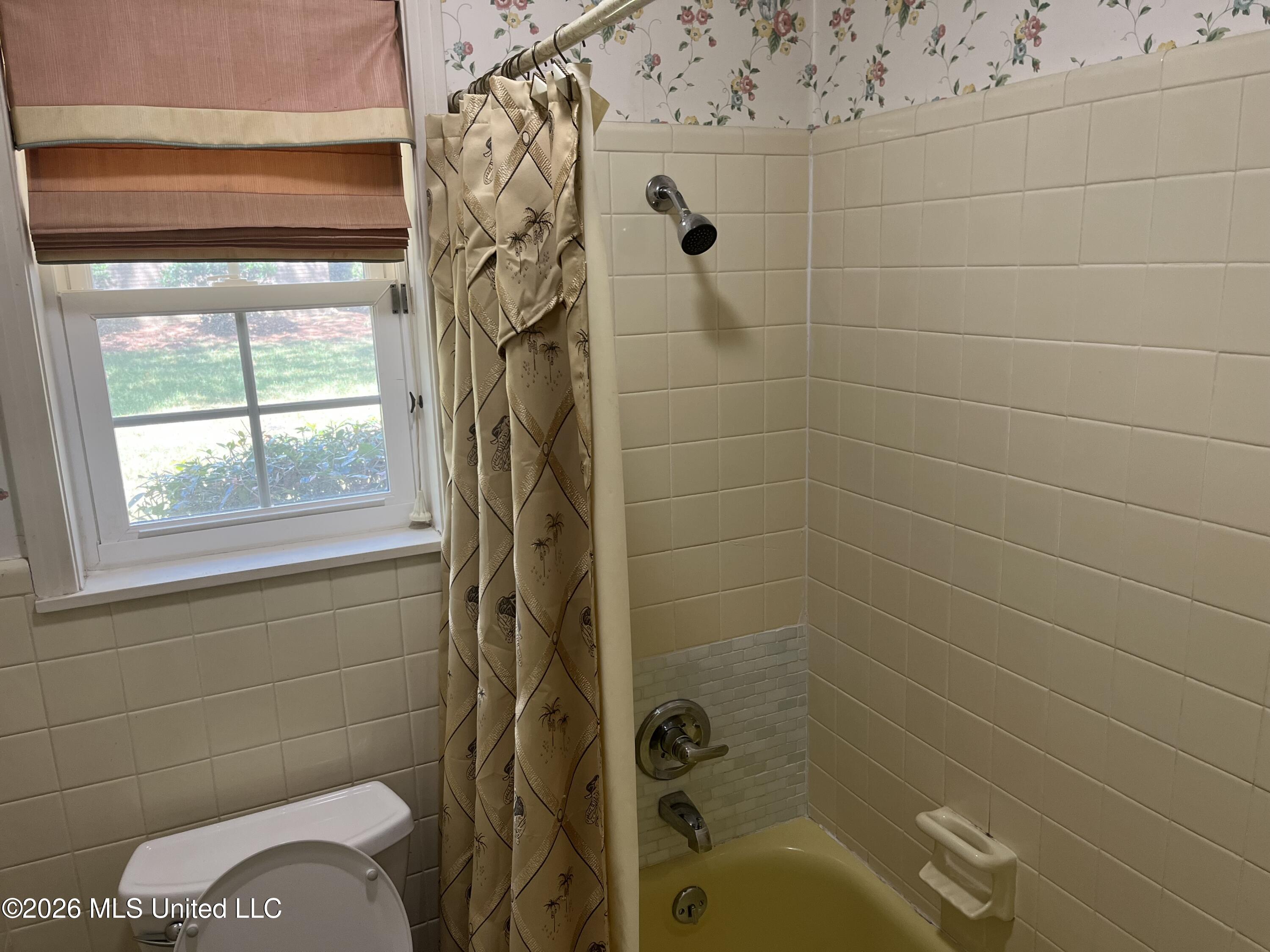 165 Bristol Boulevard Property Photo 12