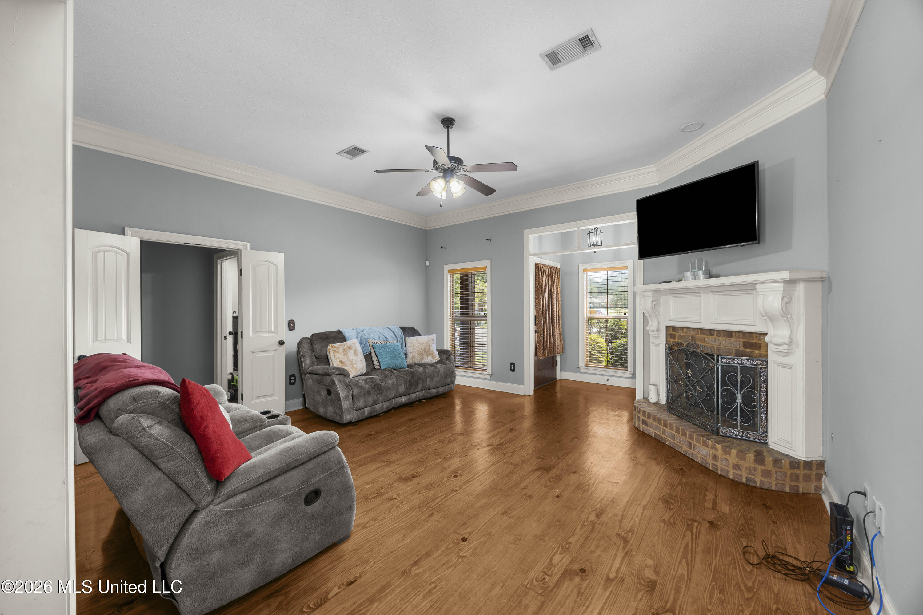 376 Austin Circle Property Photo 15