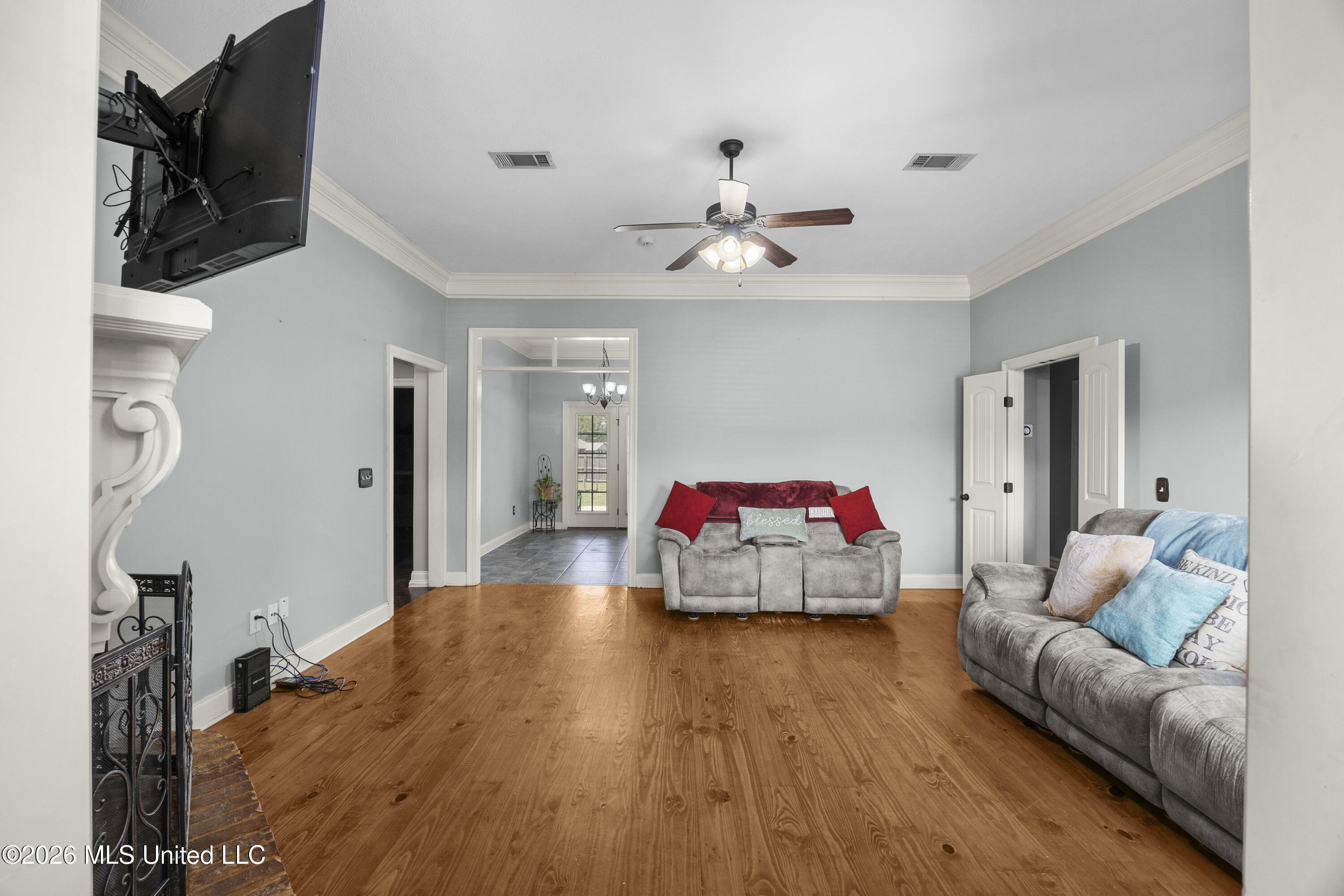 376 Austin Circle Property Photo 17