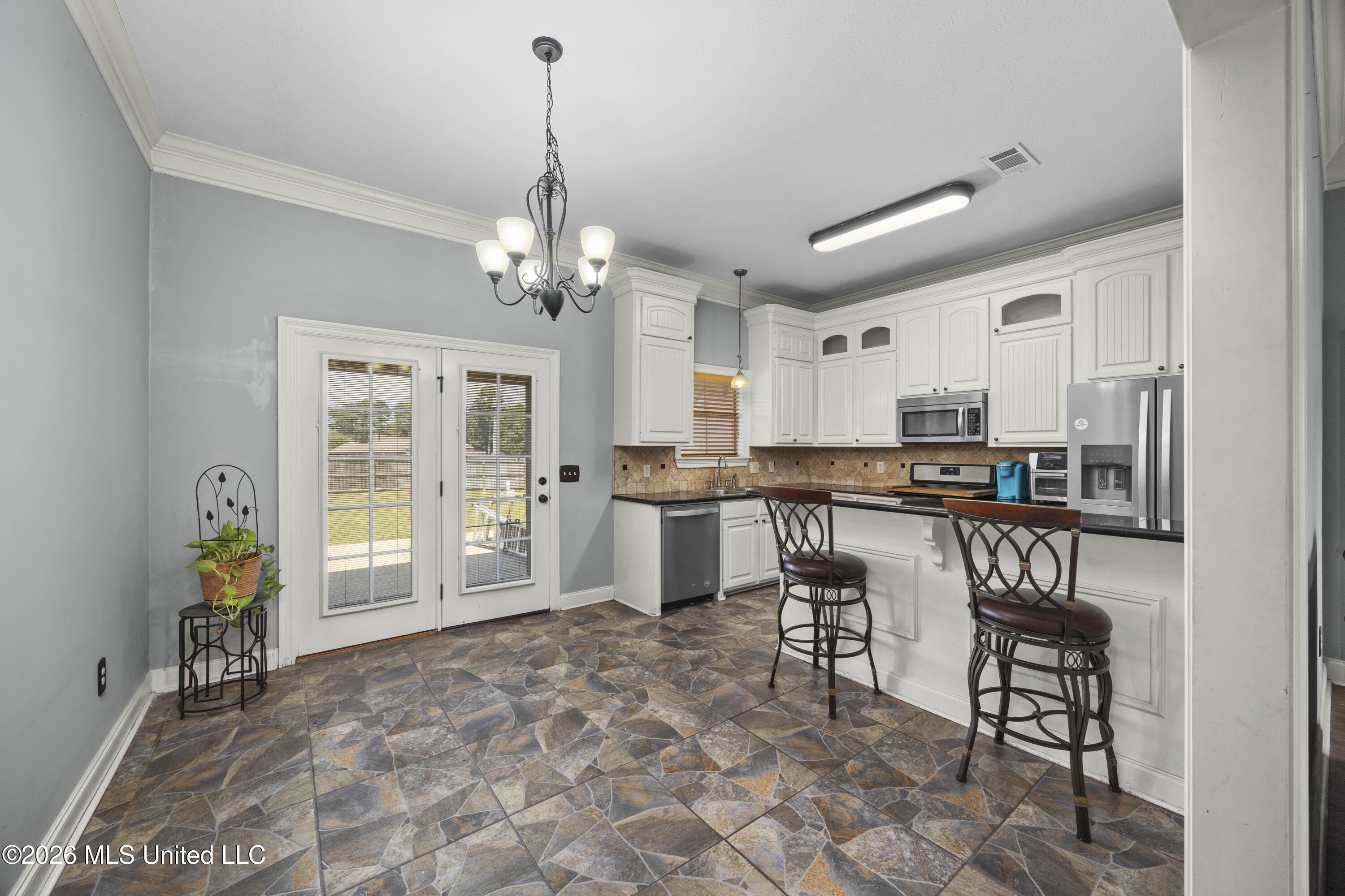 376 Austin Circle Property Photo 18