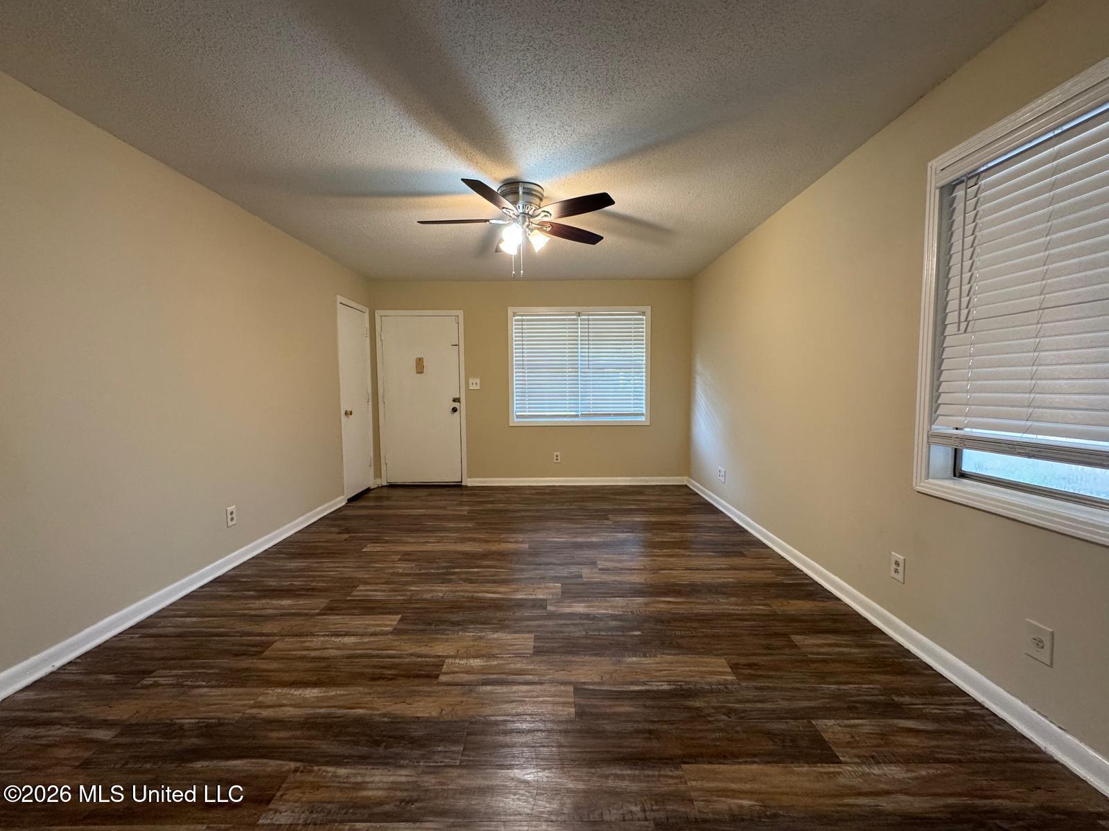 1598 Lisa Drive Property Photo 12