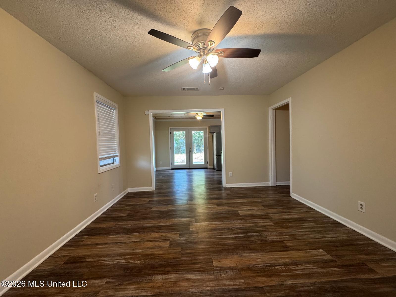 1598 Lisa Drive Property Photo 13
