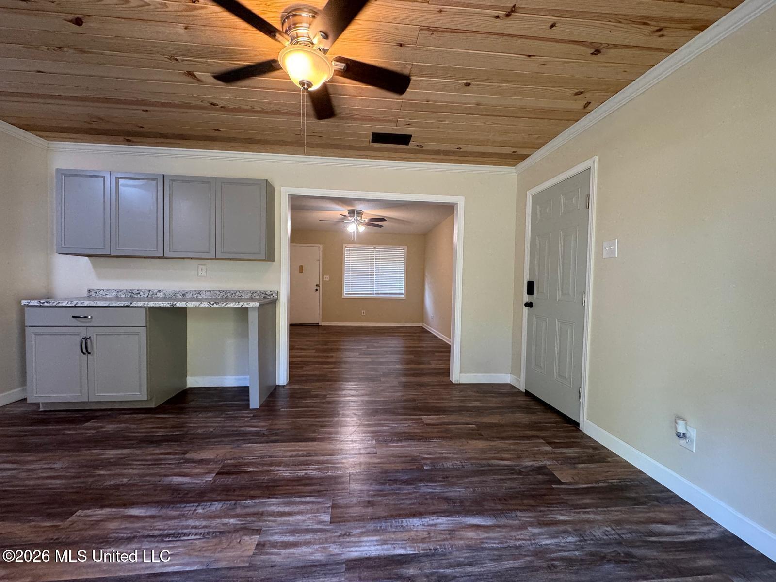 1598 Lisa Drive Property Photo 16