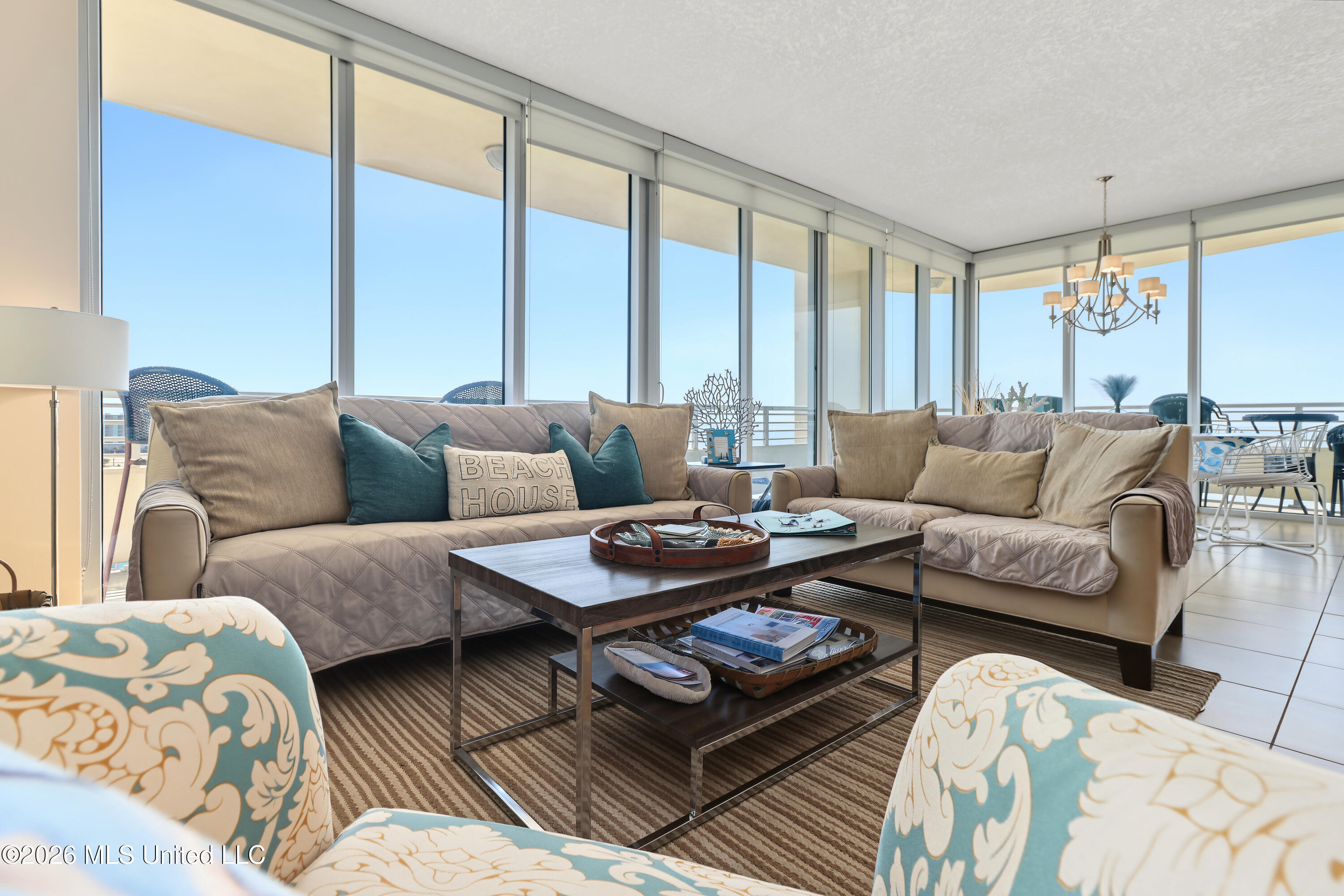 2060 Beach Boulevard Property Photo 6