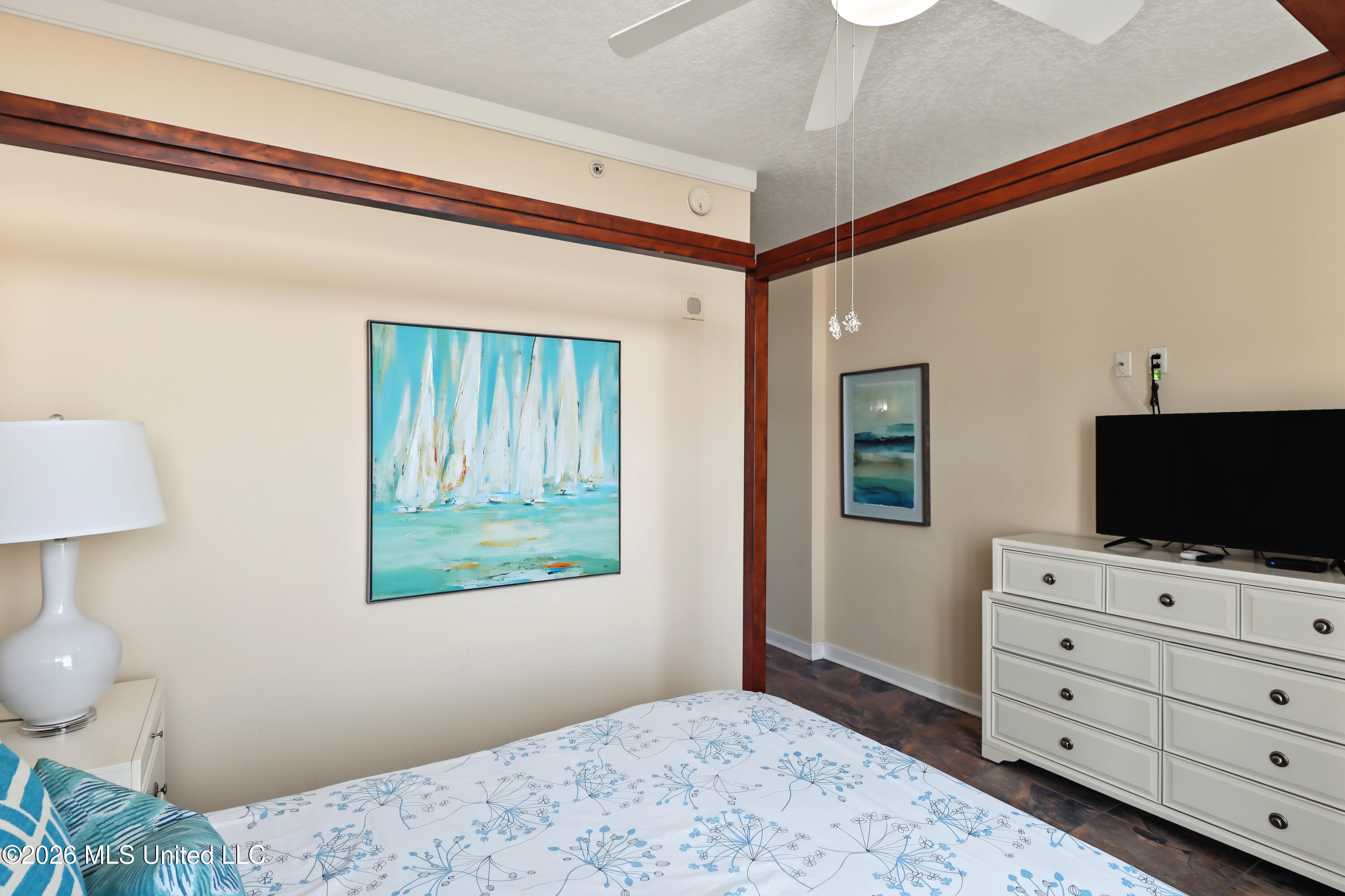 2060 Beach Boulevard Property Photo 24