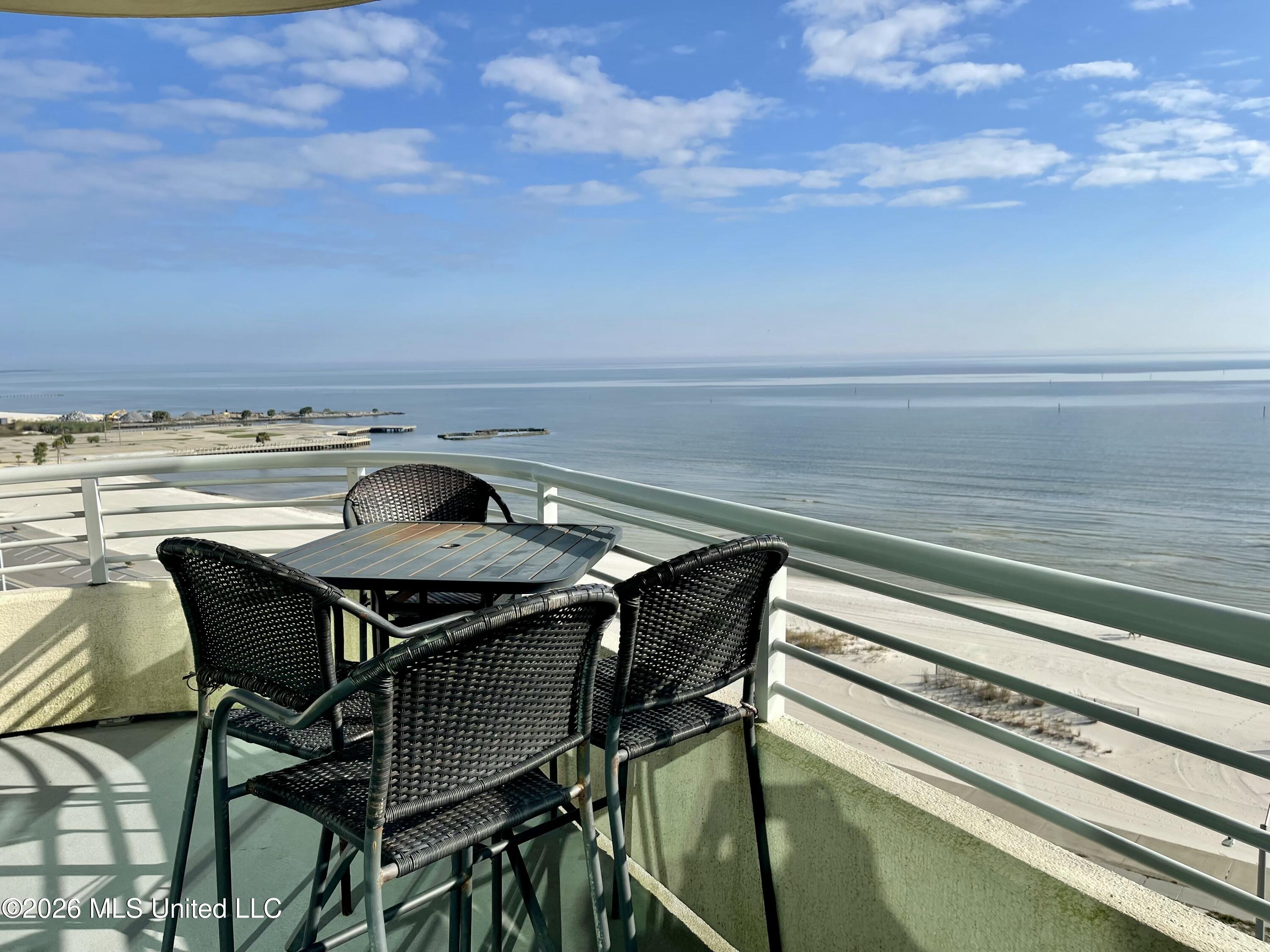 2060 Beach Boulevard Property Photo 30
