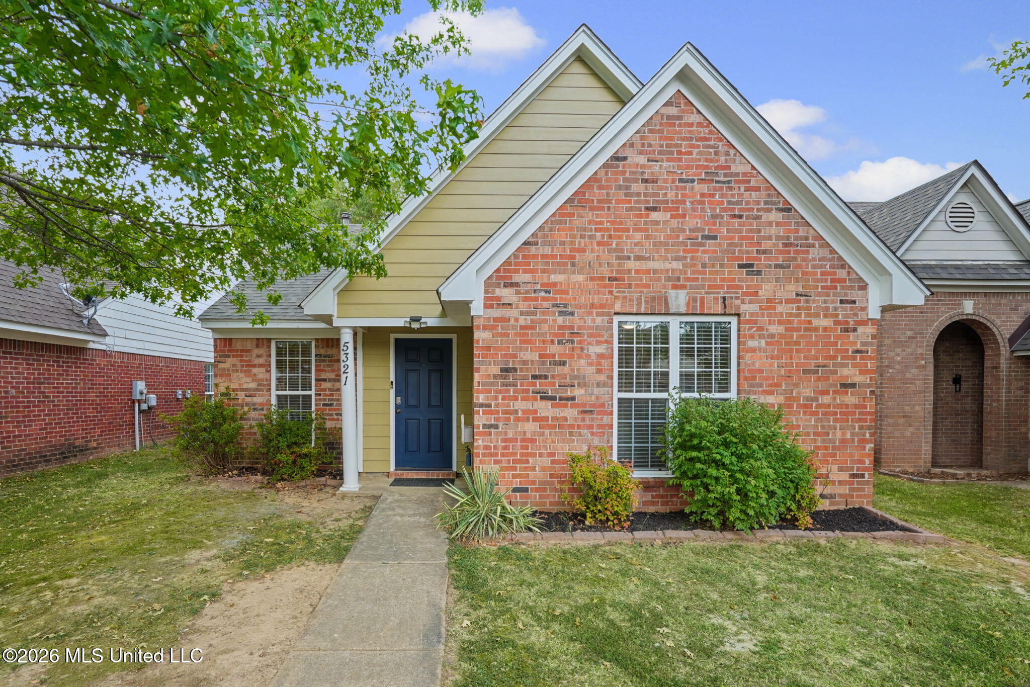 5321 Kalian Cove Property Photo 1