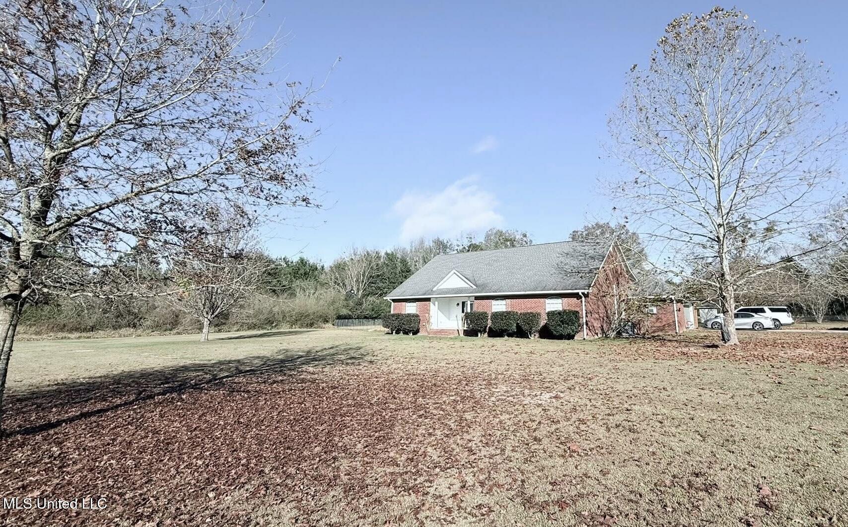 7345 Amberwood Lane Property Photo 2