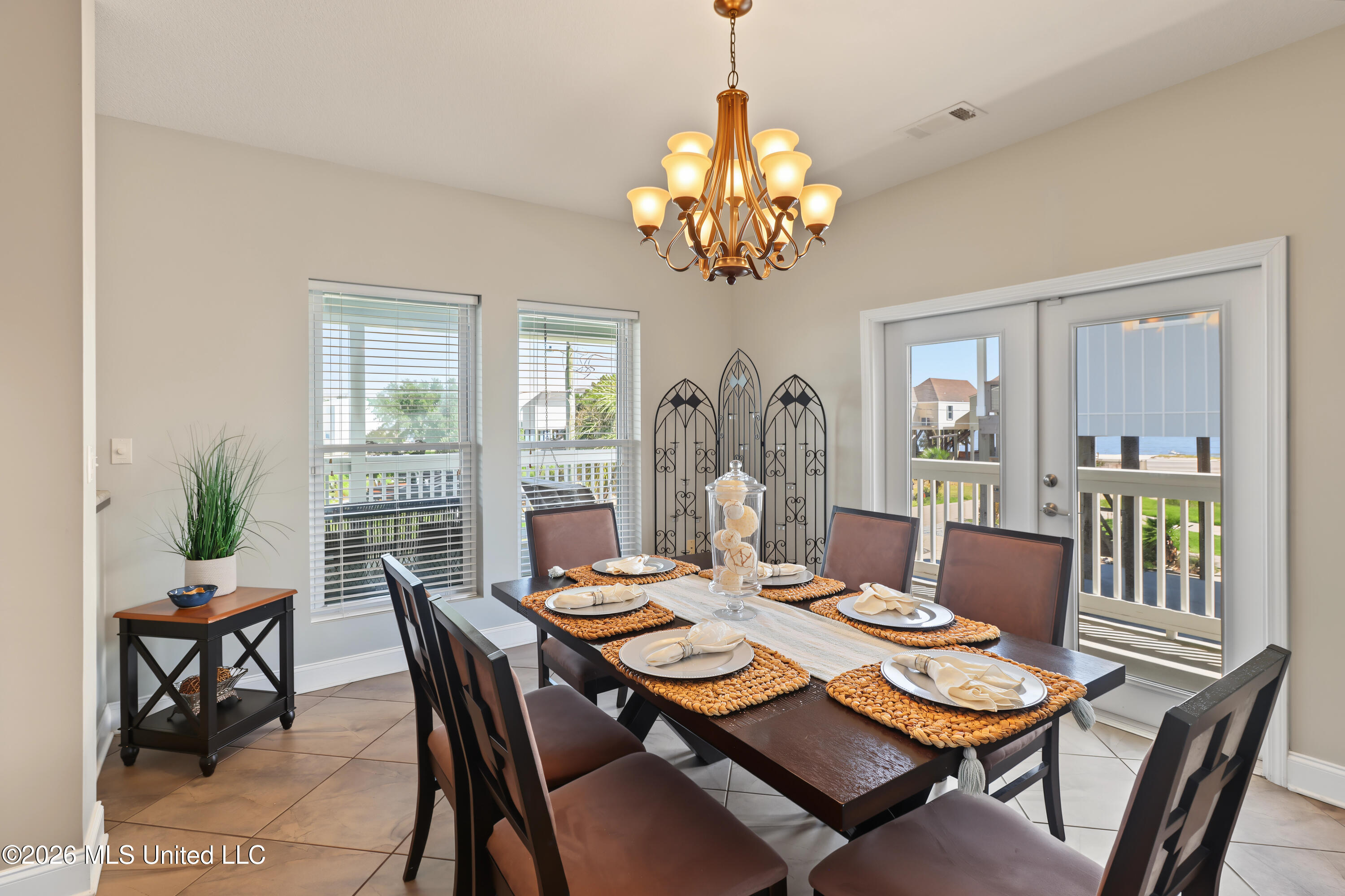 312 S Seashore Avenue Property Photo 7