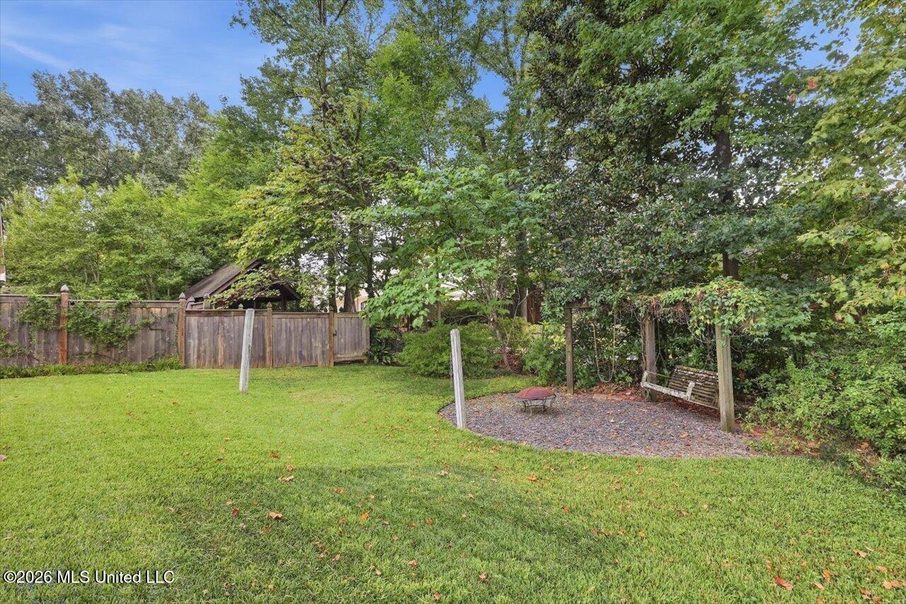211 Winsmere Way Property Photo 22