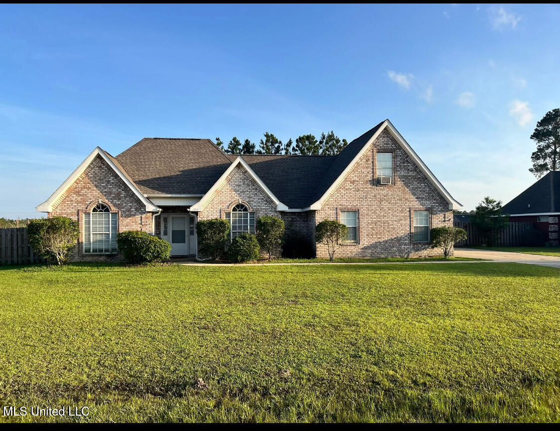 2917 Village Circle Property Photo 1
