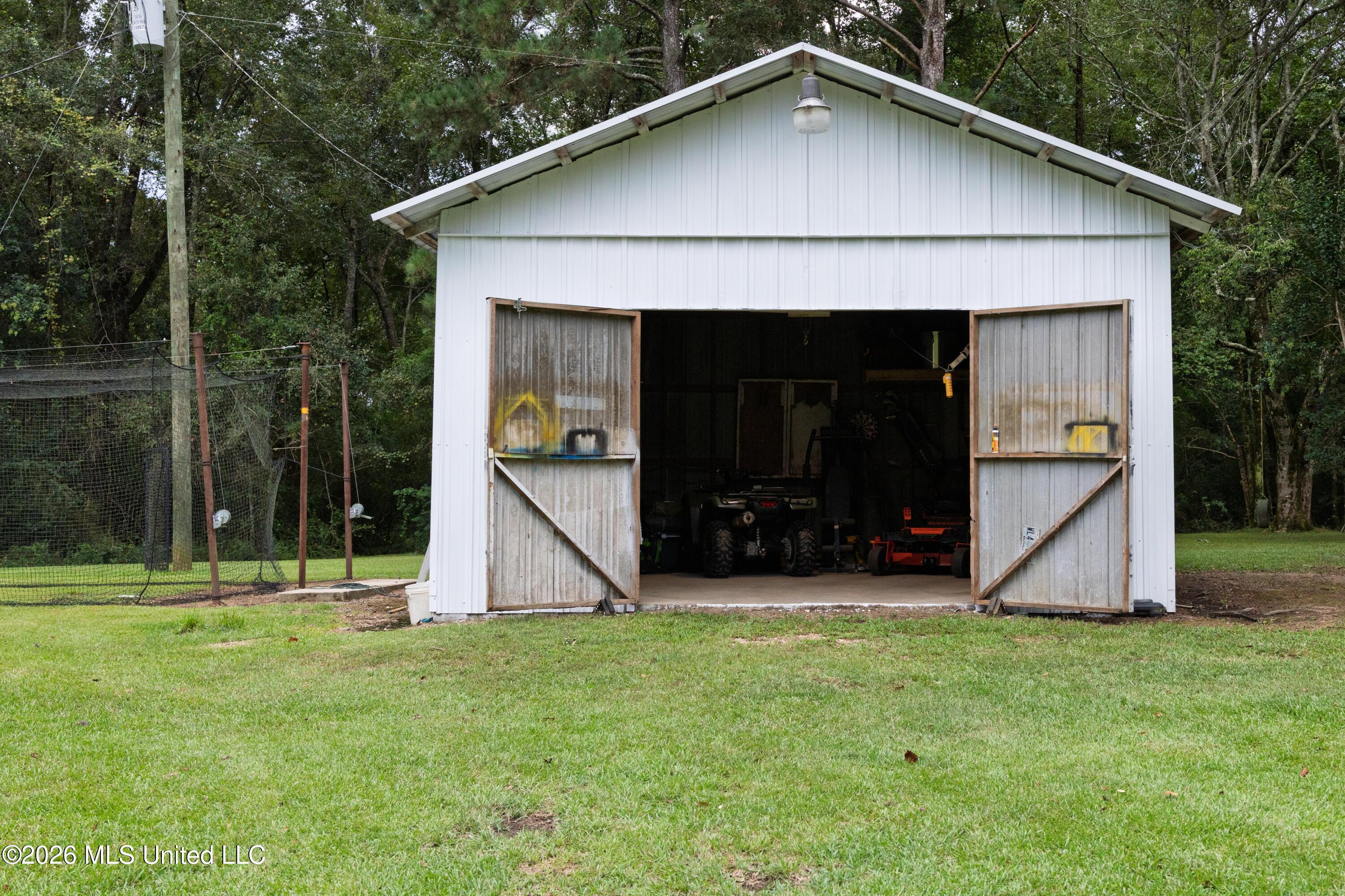 38 J W Lee Road Property Photo 10