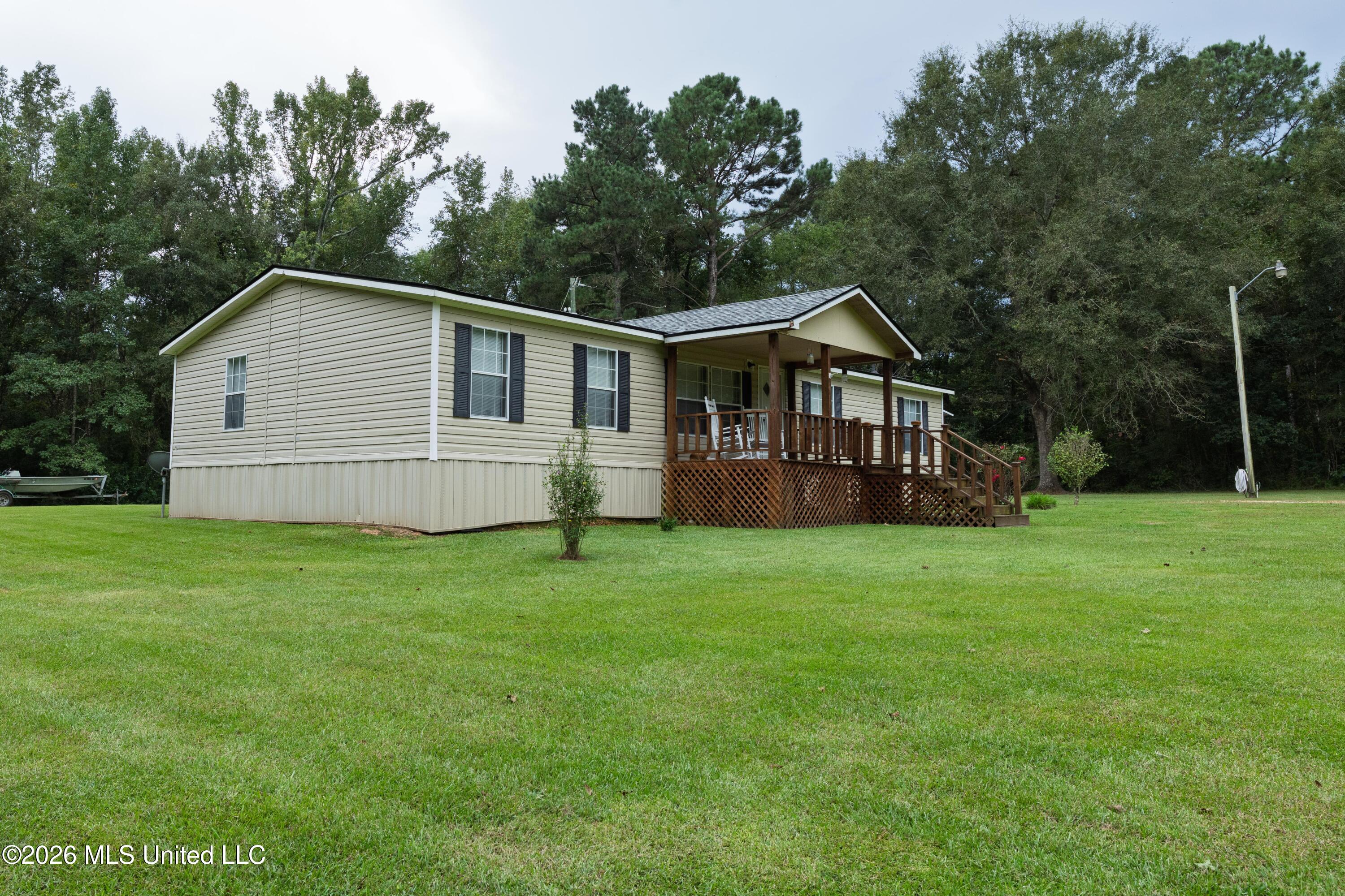 38 J W Lee Road Property Photo 13