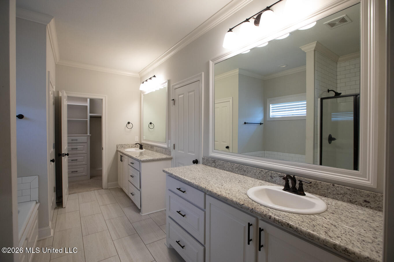 104 Woodscape Drive Property Photo 16