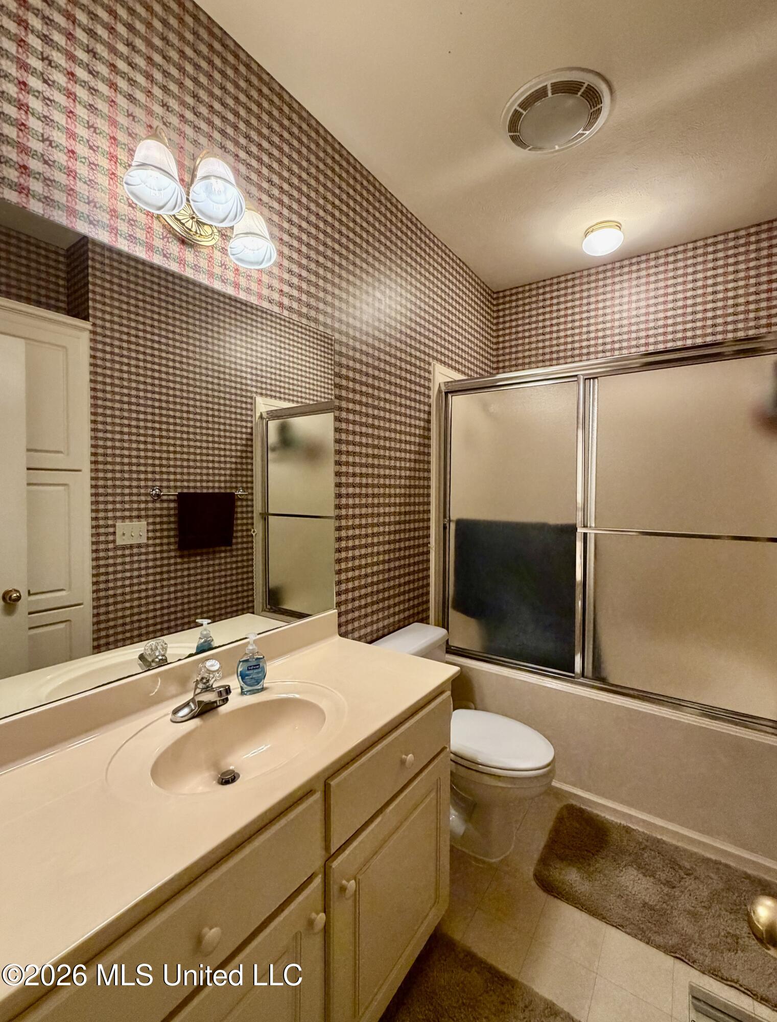211 S Twin Lakes Property Photo 39