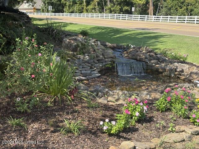 211 S Twin Lakes Property Photo 49