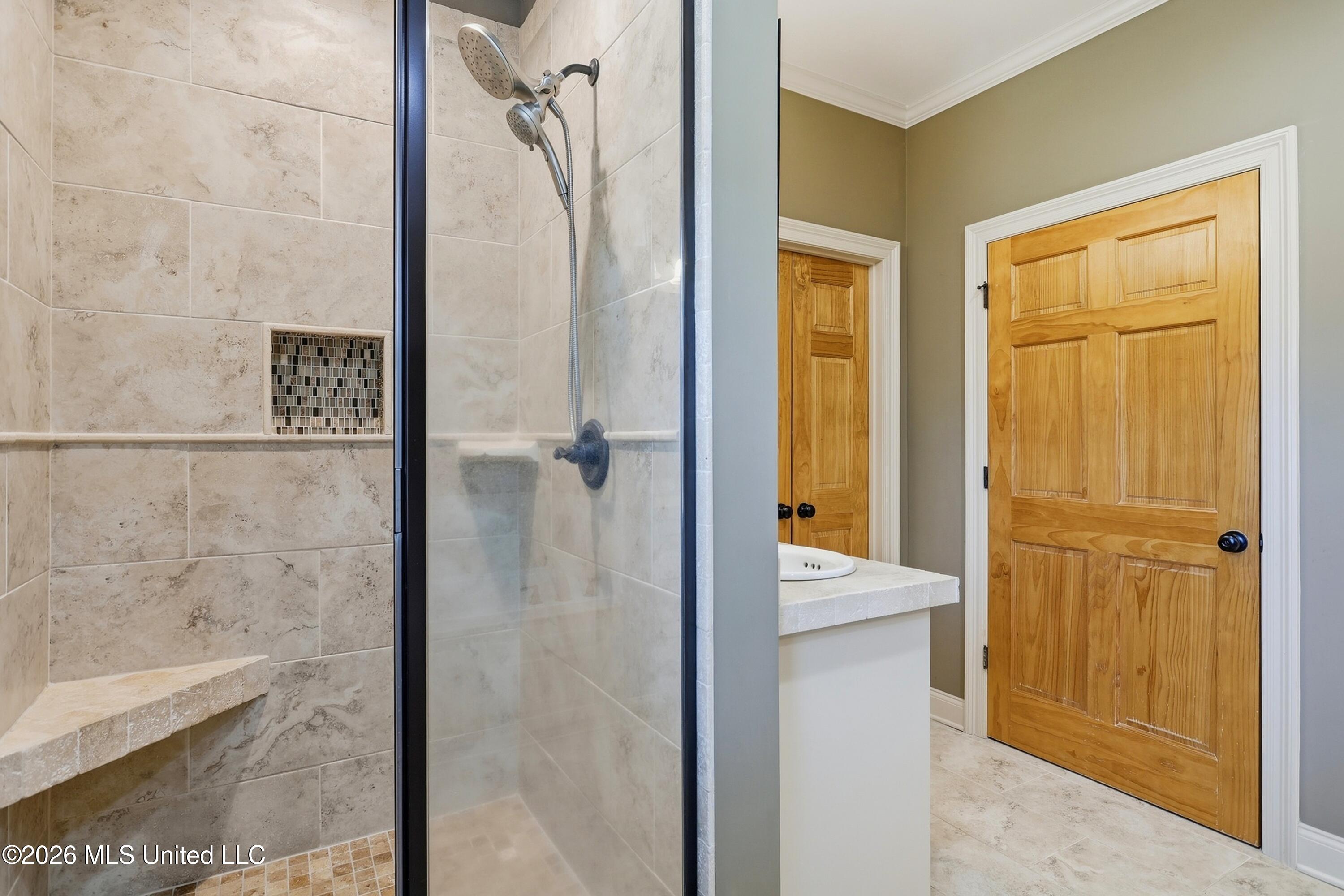 135 Martinique Drive Property Photo 19