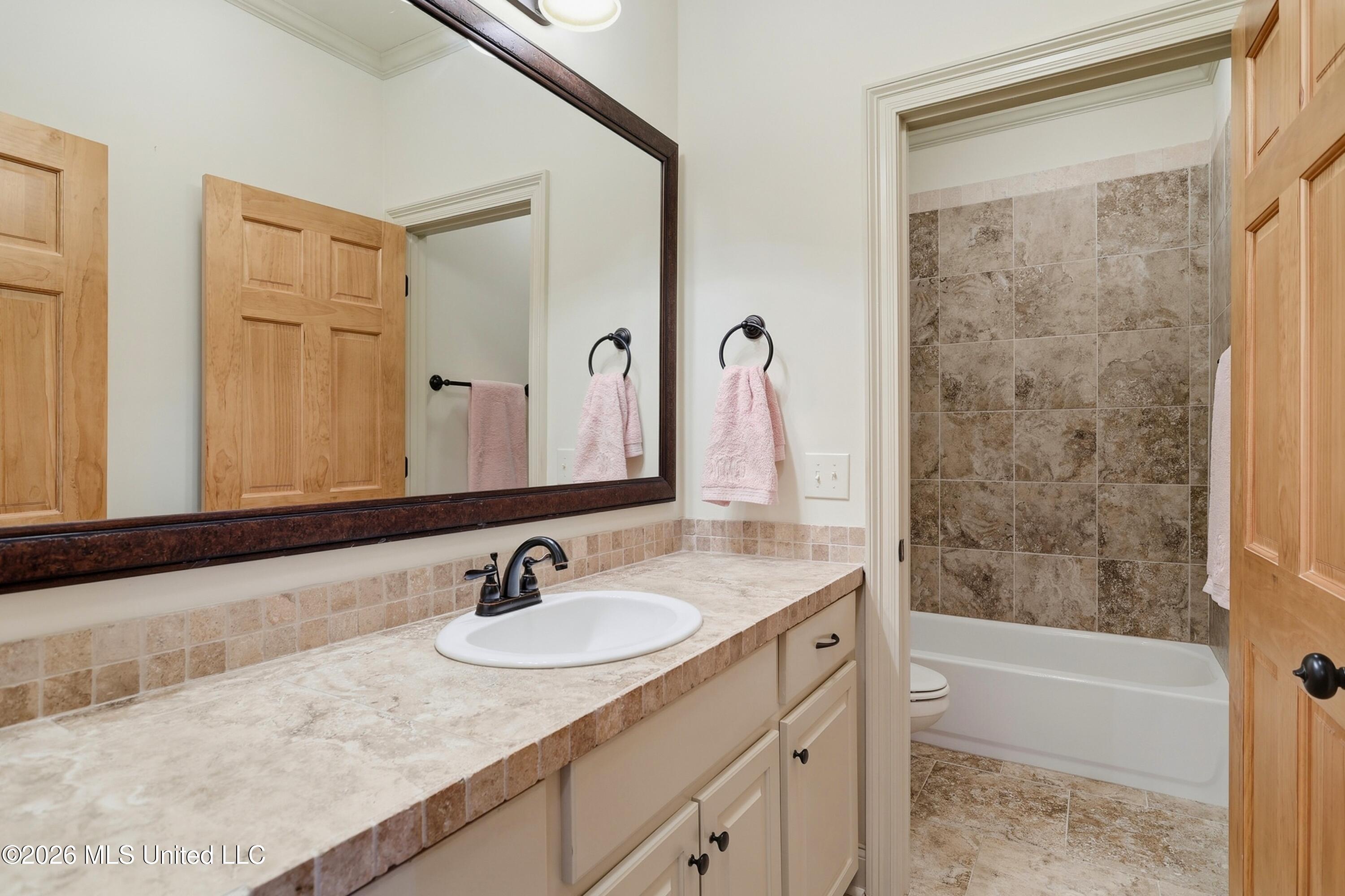 135 Martinique Drive Property Photo 22