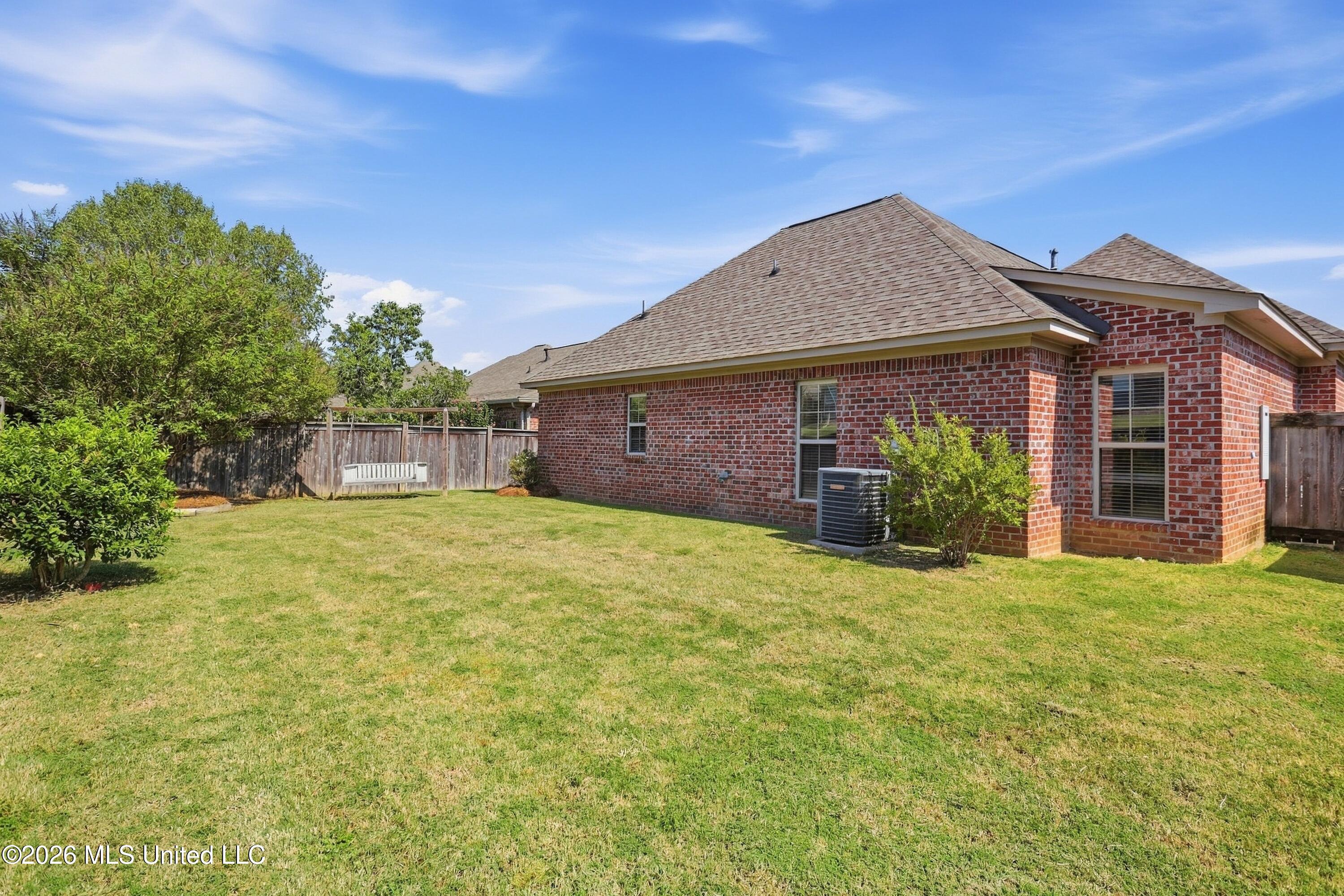 135 Martinique Drive Property Photo 28