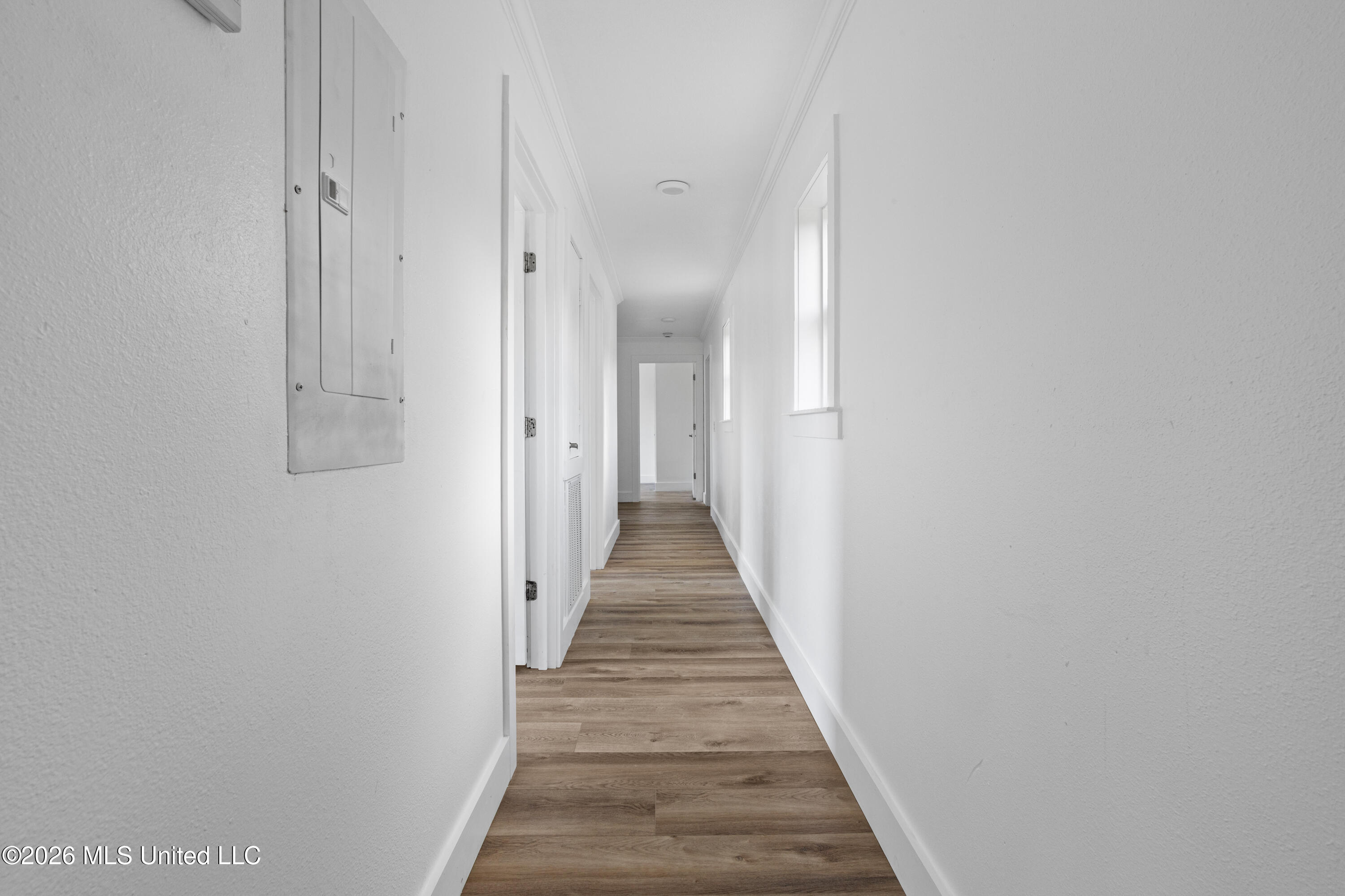7336 Mahoney Drive Property Photo 10