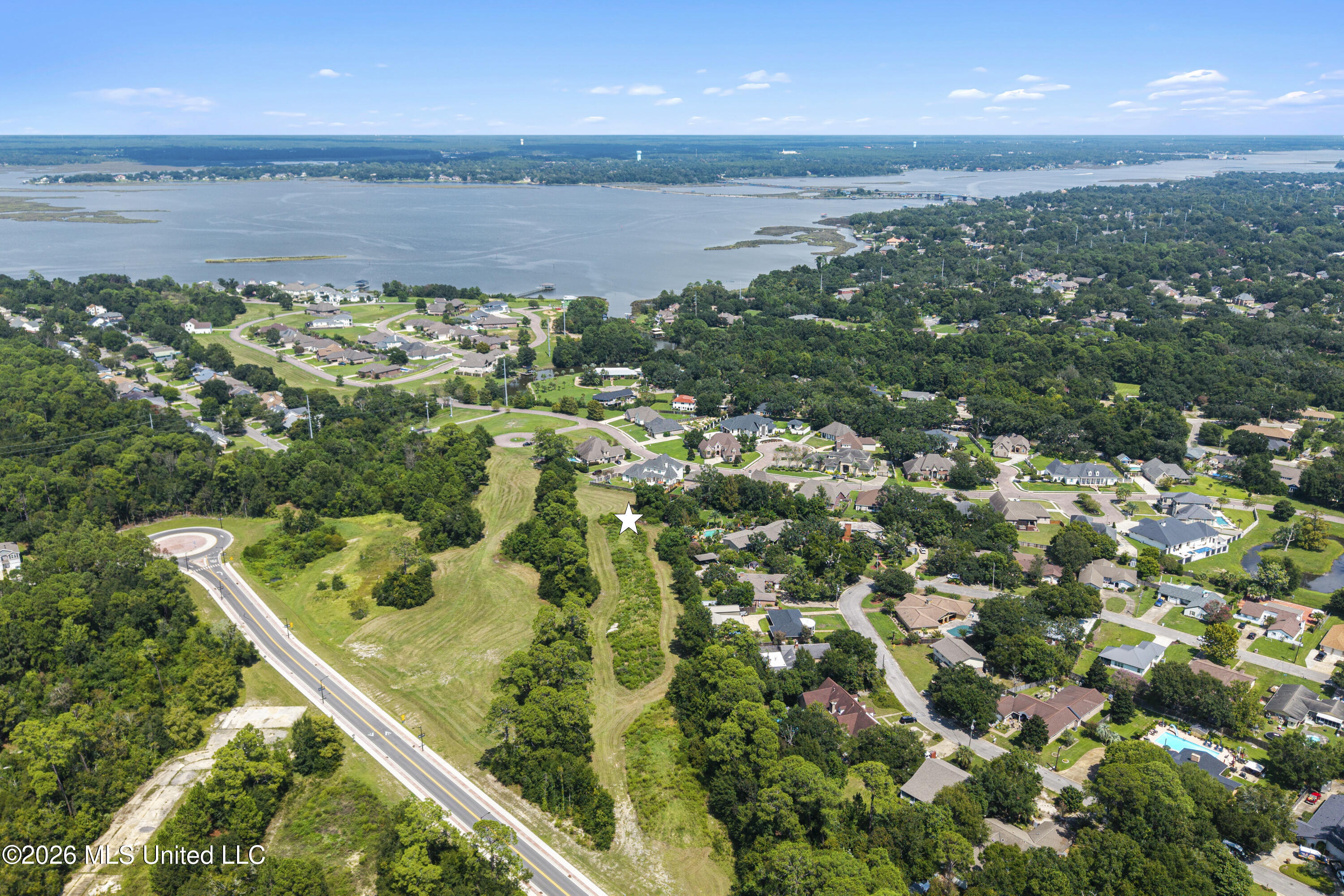 Goose Pointe Boulevard Property Photo 7