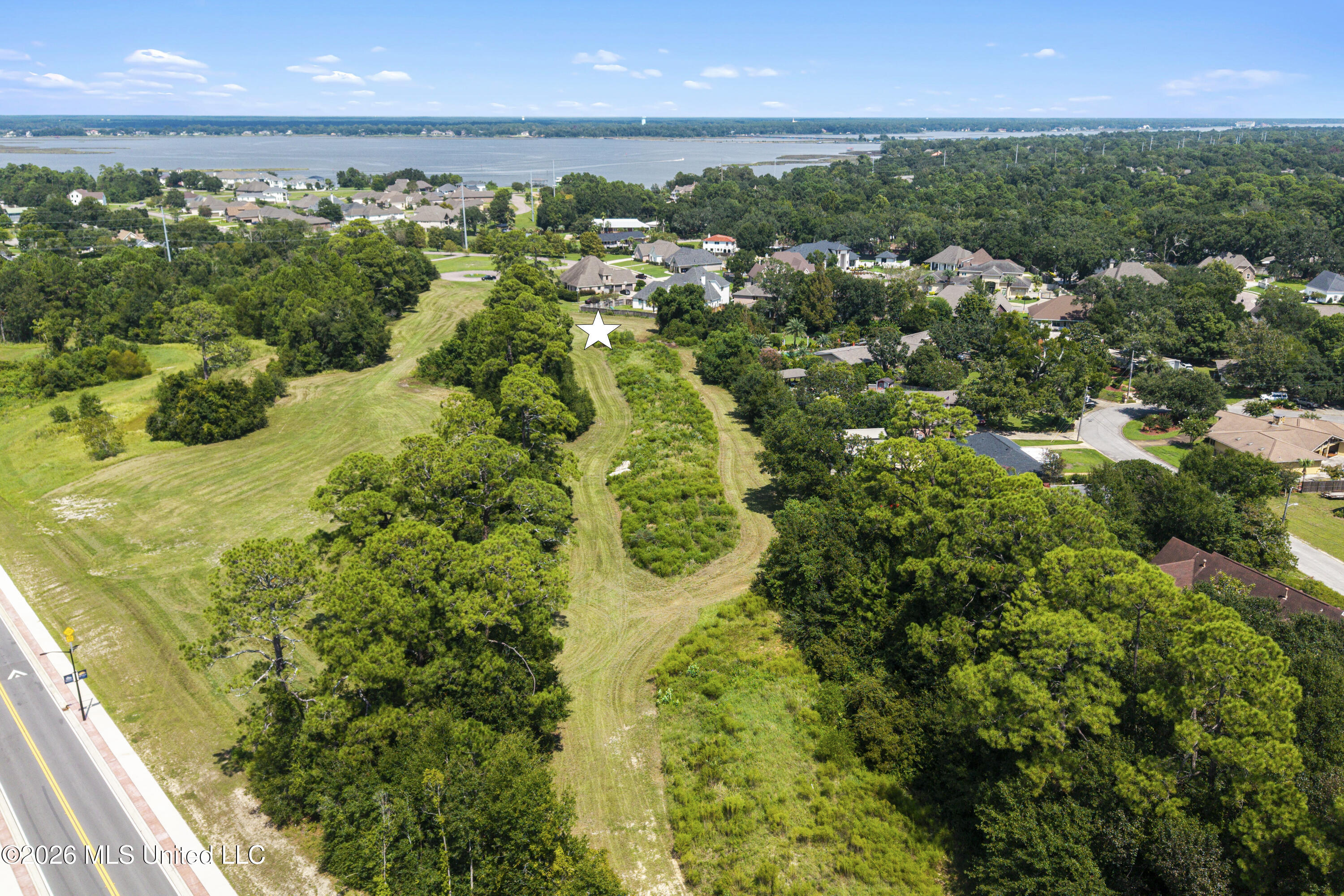 Goose Pointe Boulevard Property Photo 8