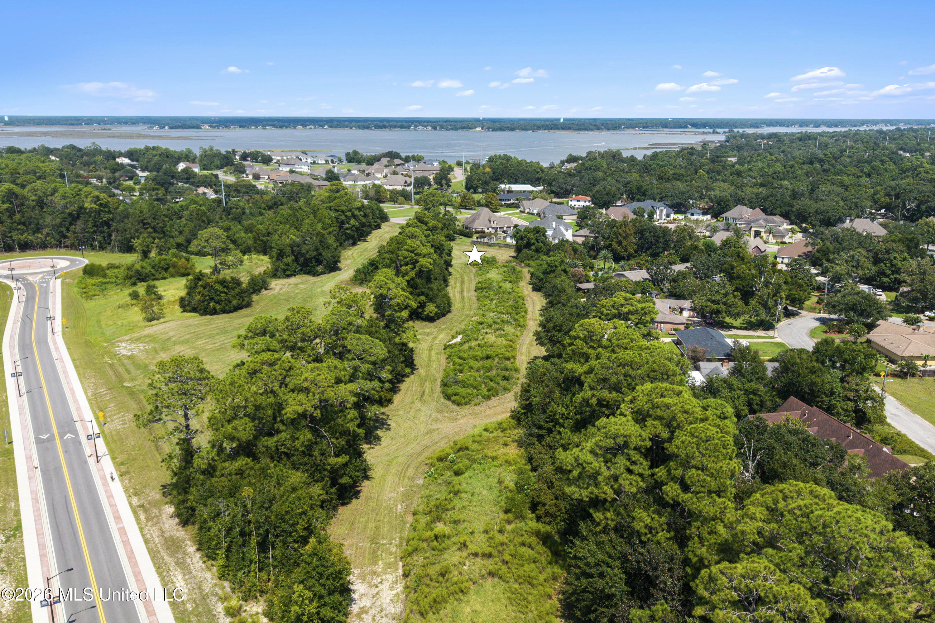 Goose Pointe Boulevard Property Photo 9