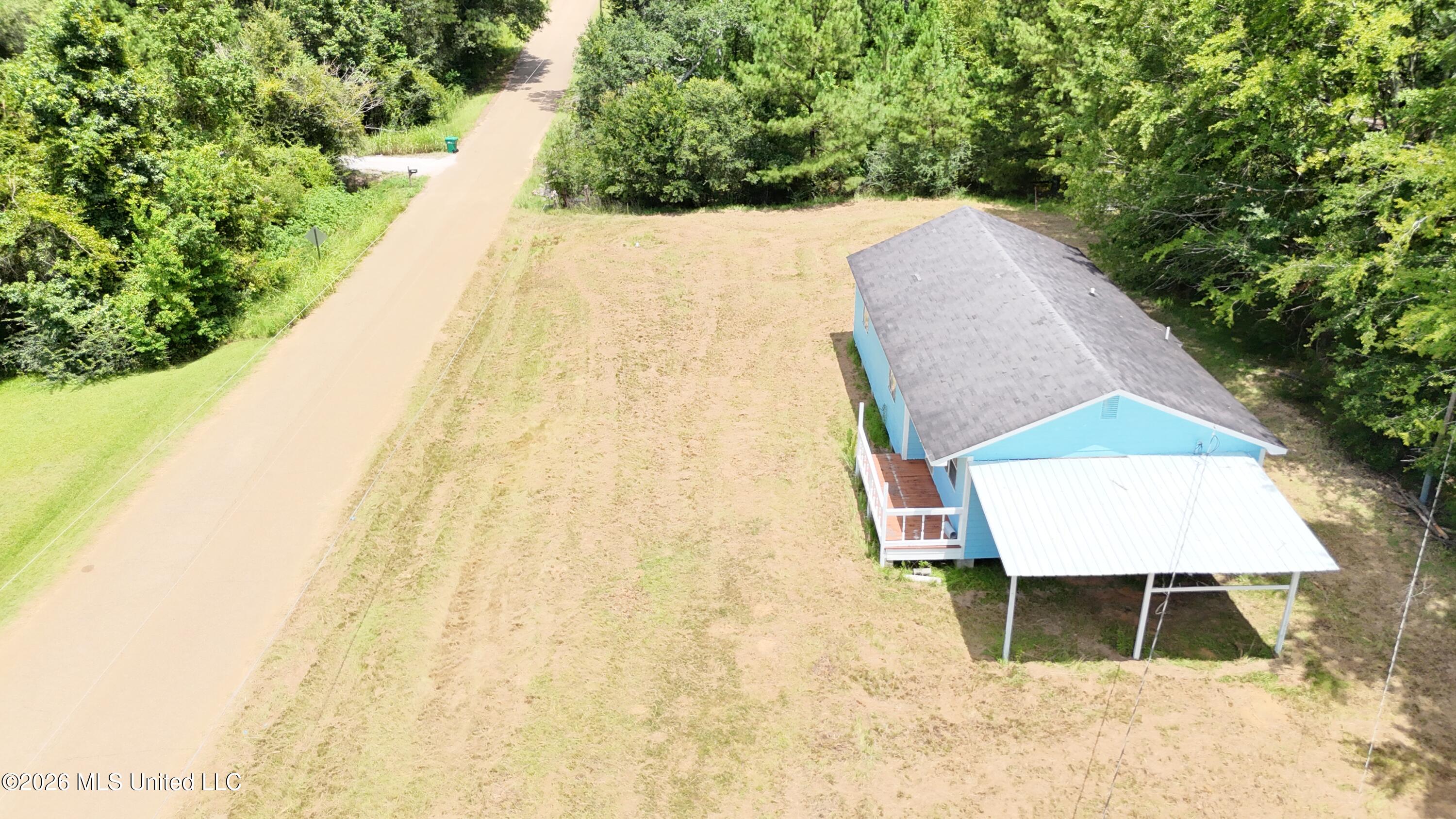 1100 Pine Tree Lane Property Photo 11