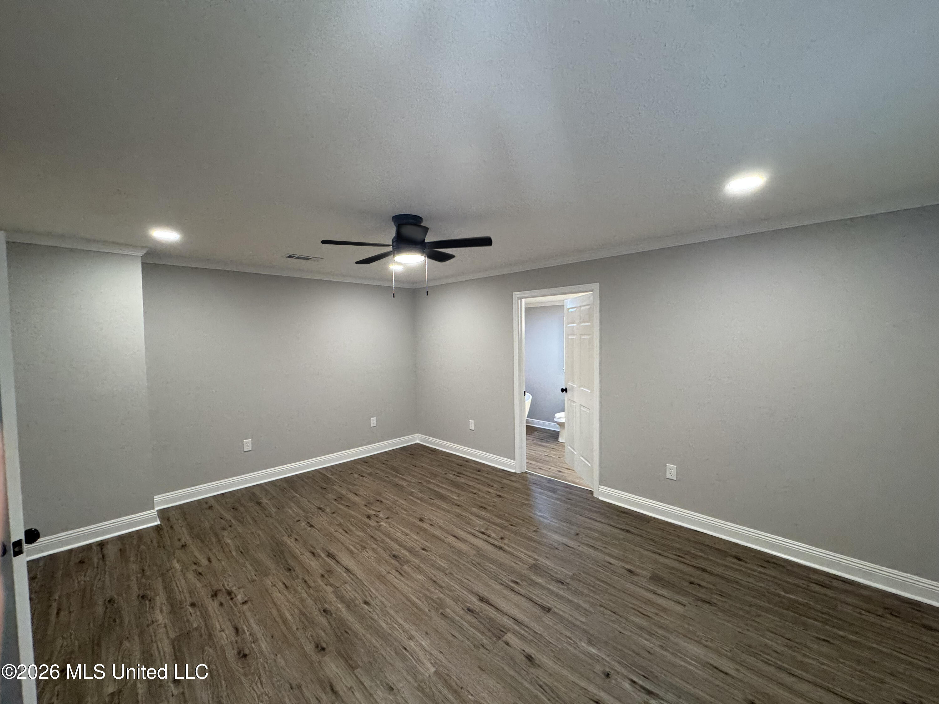 205 Avenue A Property Photo 13