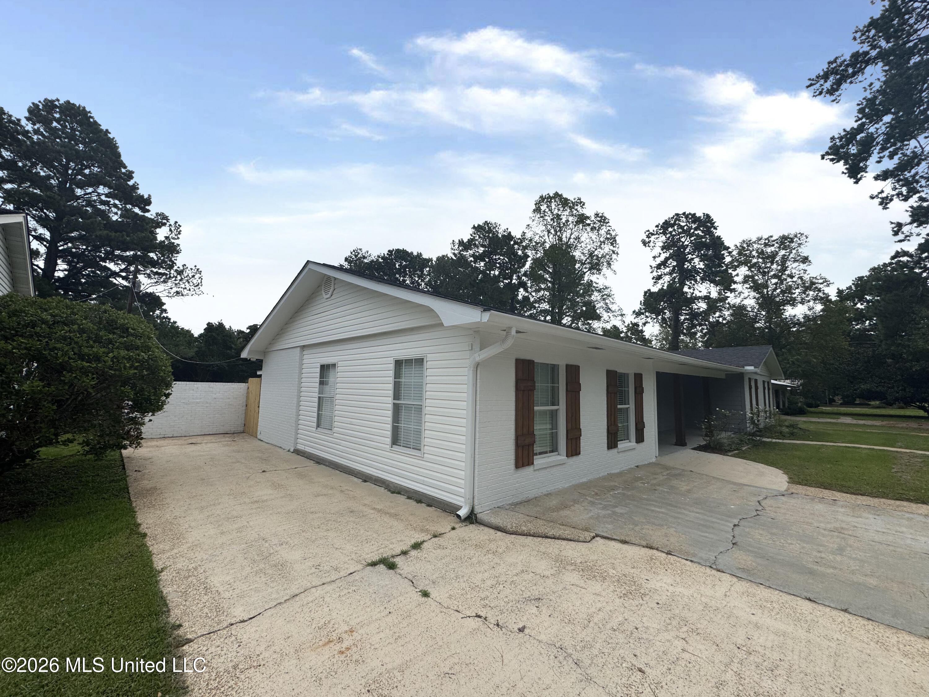 205 Avenue A Property Photo 25