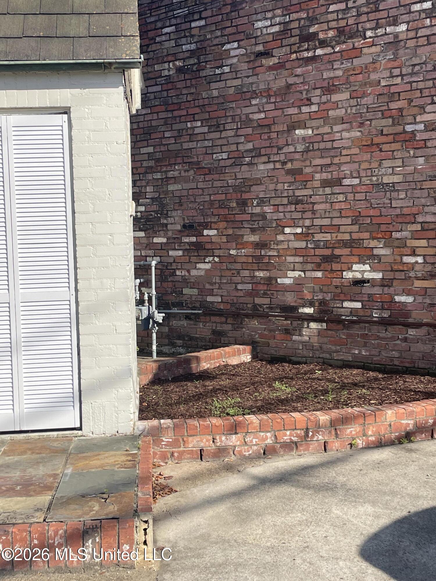 132 E Cherokee Street Property Photo 15