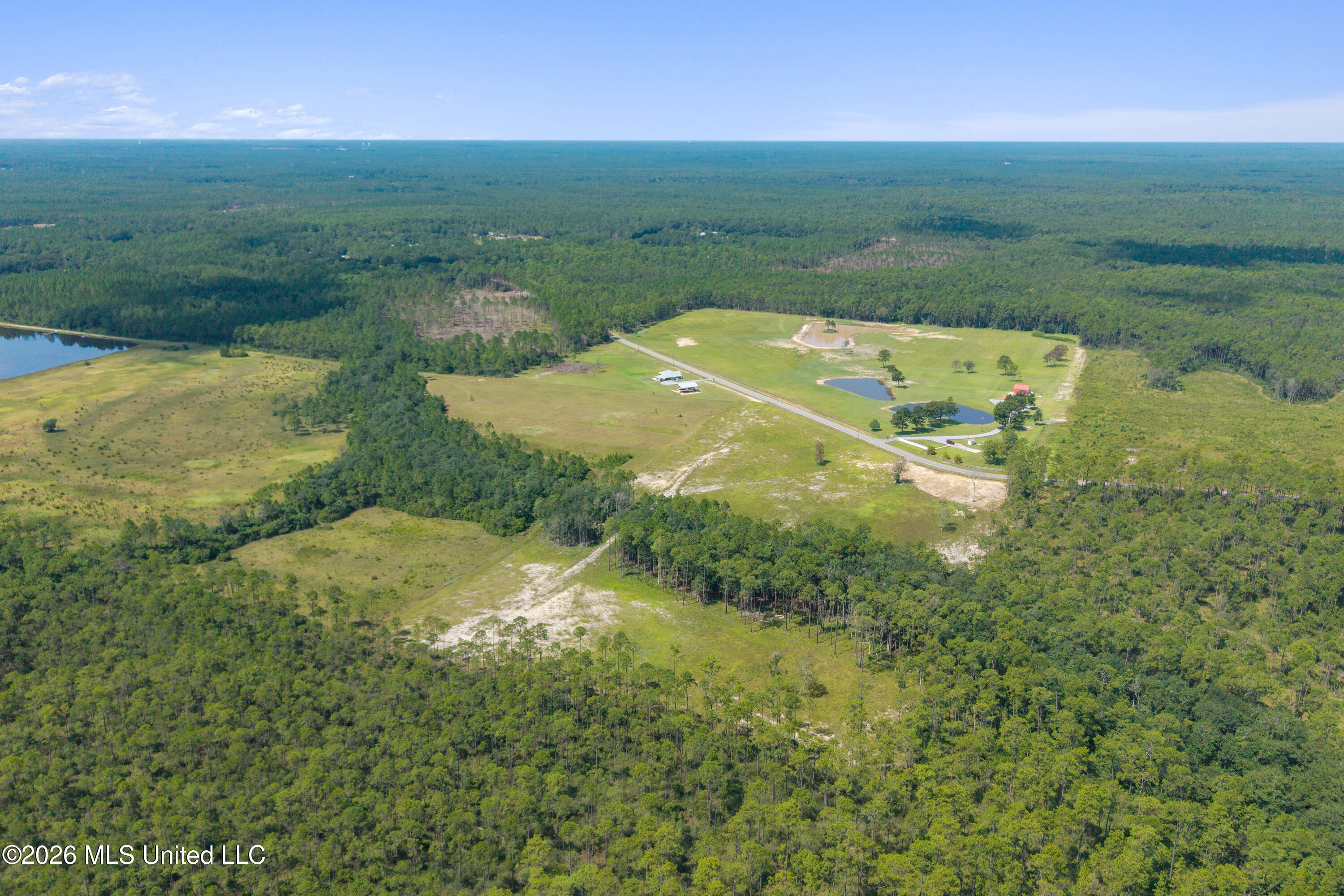 16701 Larue Road Property Photo 4