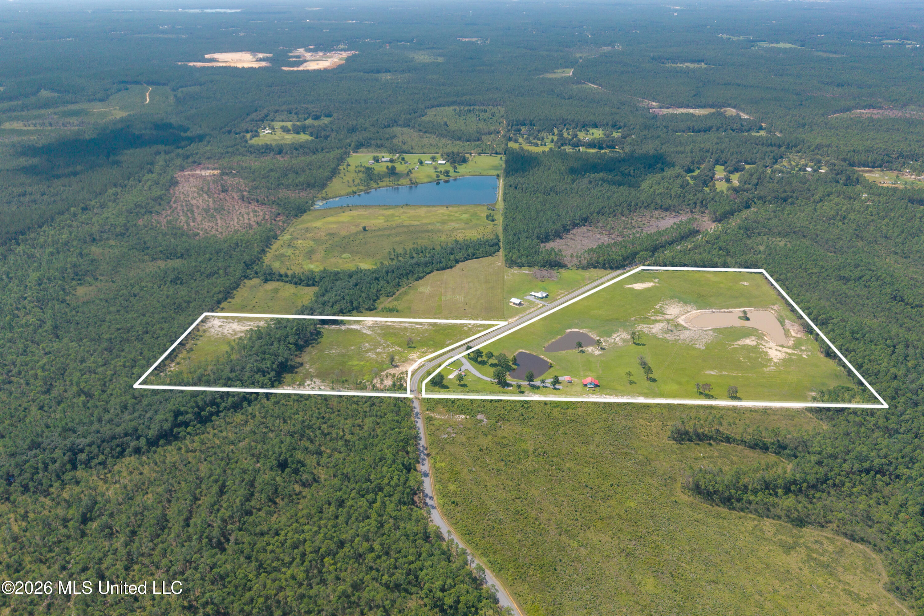 16701 Larue Road Property Photo 6