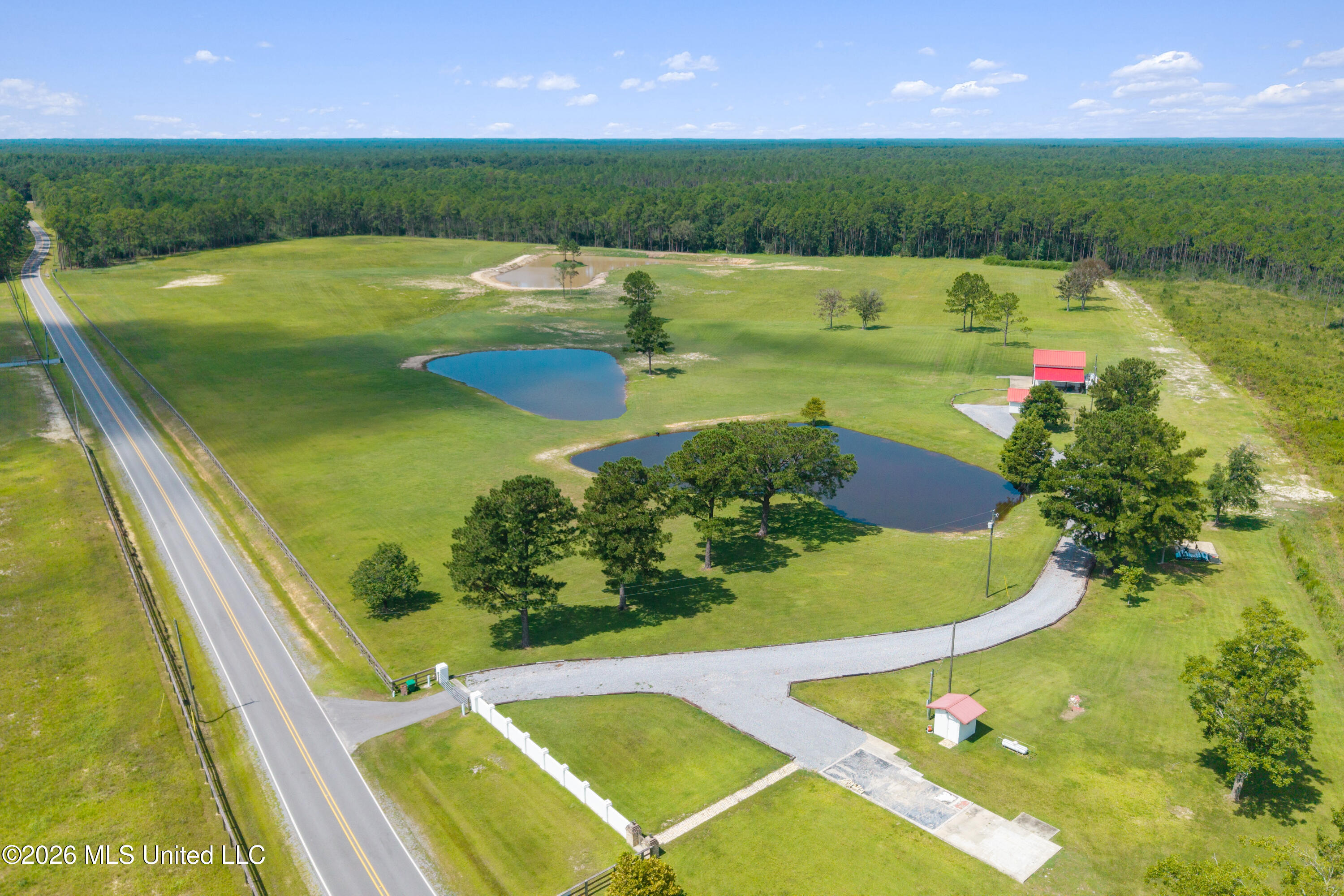 16701 Larue Road Property Photo 2