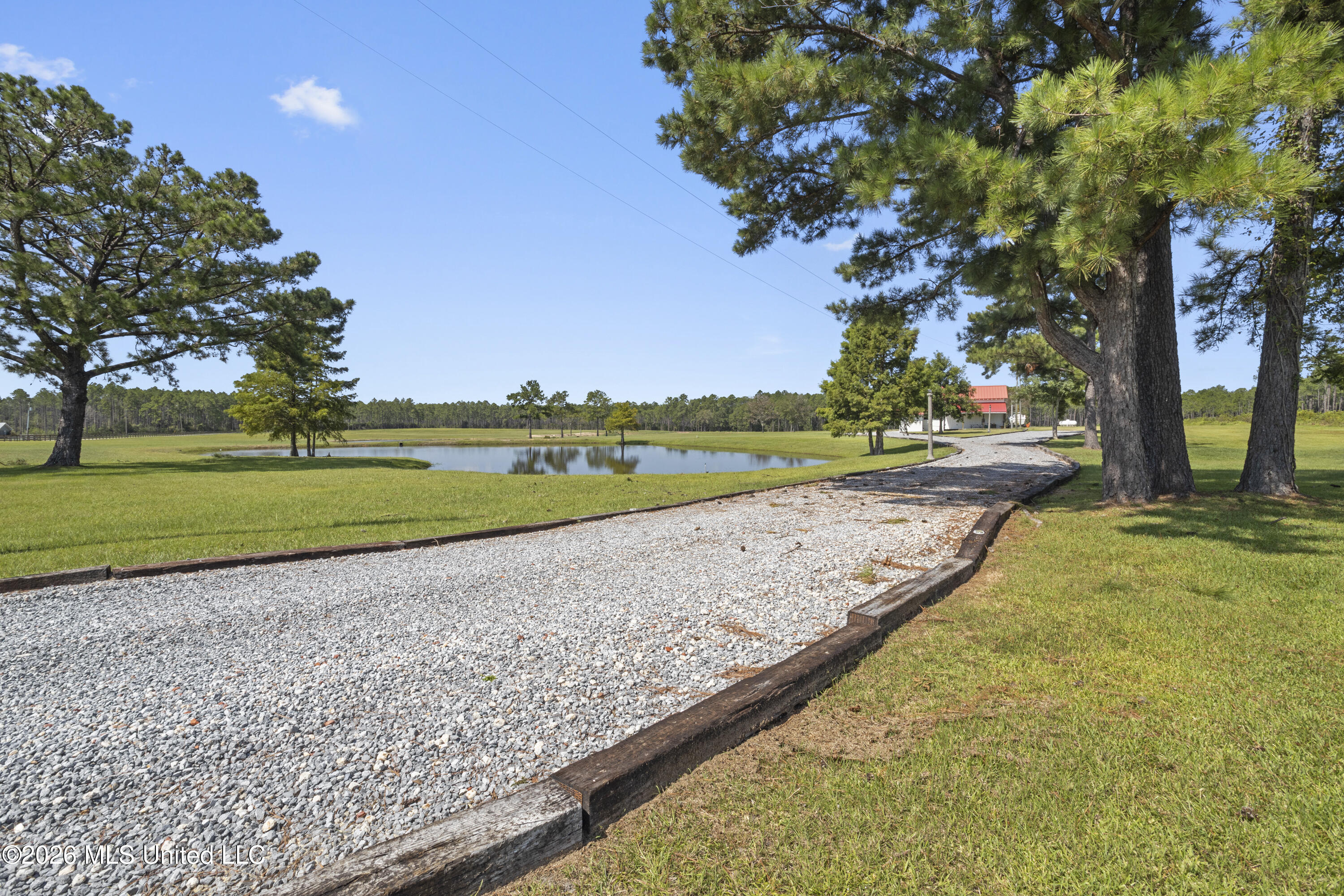 16701 Larue Road Property Photo 6