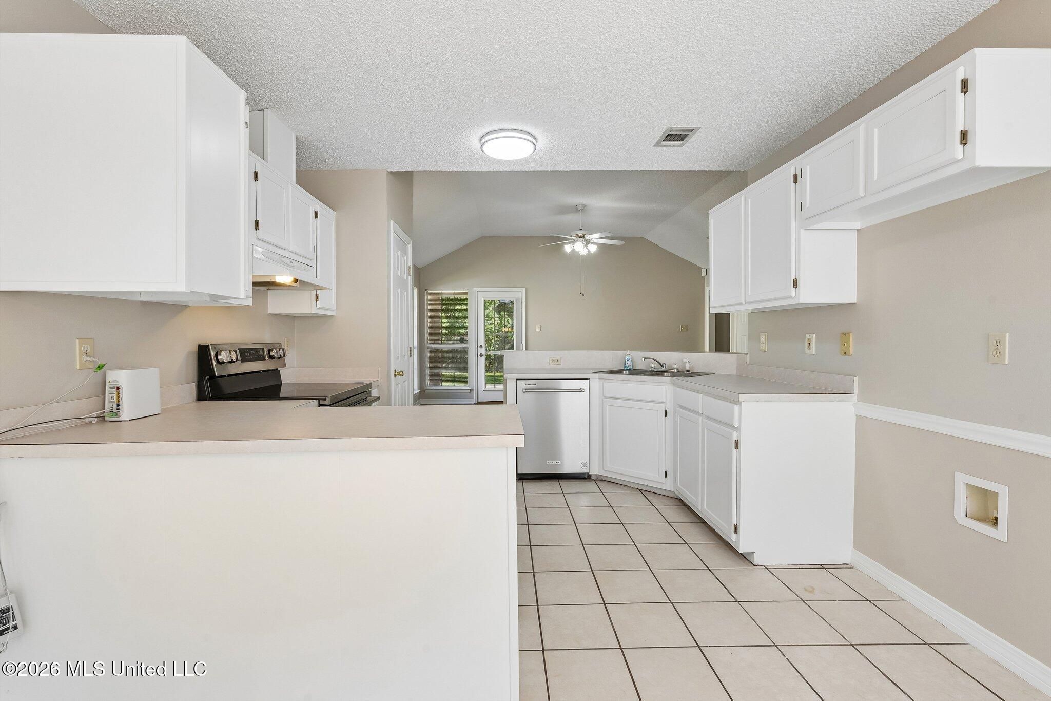 3108 Cobia Drive Property Photo 8