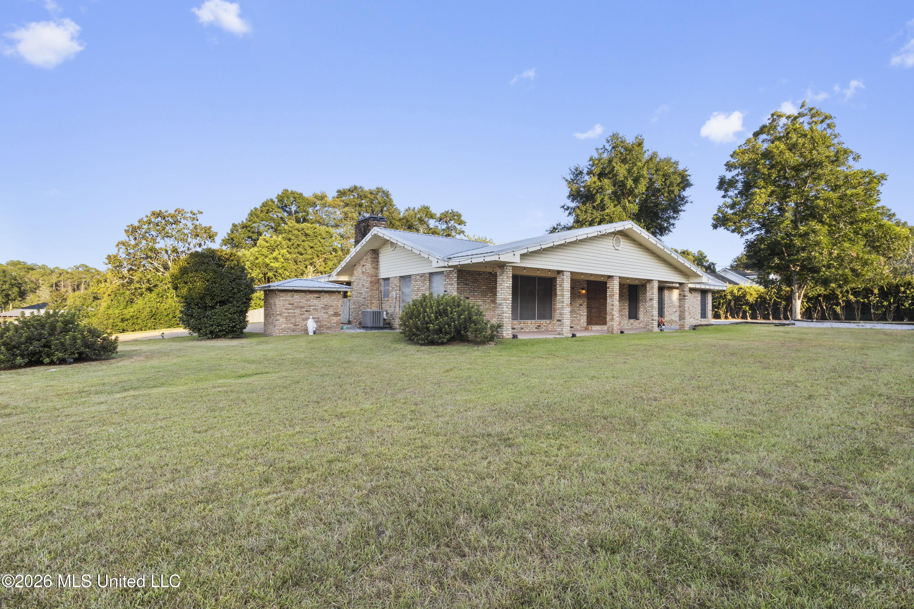 11594 Cedar Lake Road Property Photo 10