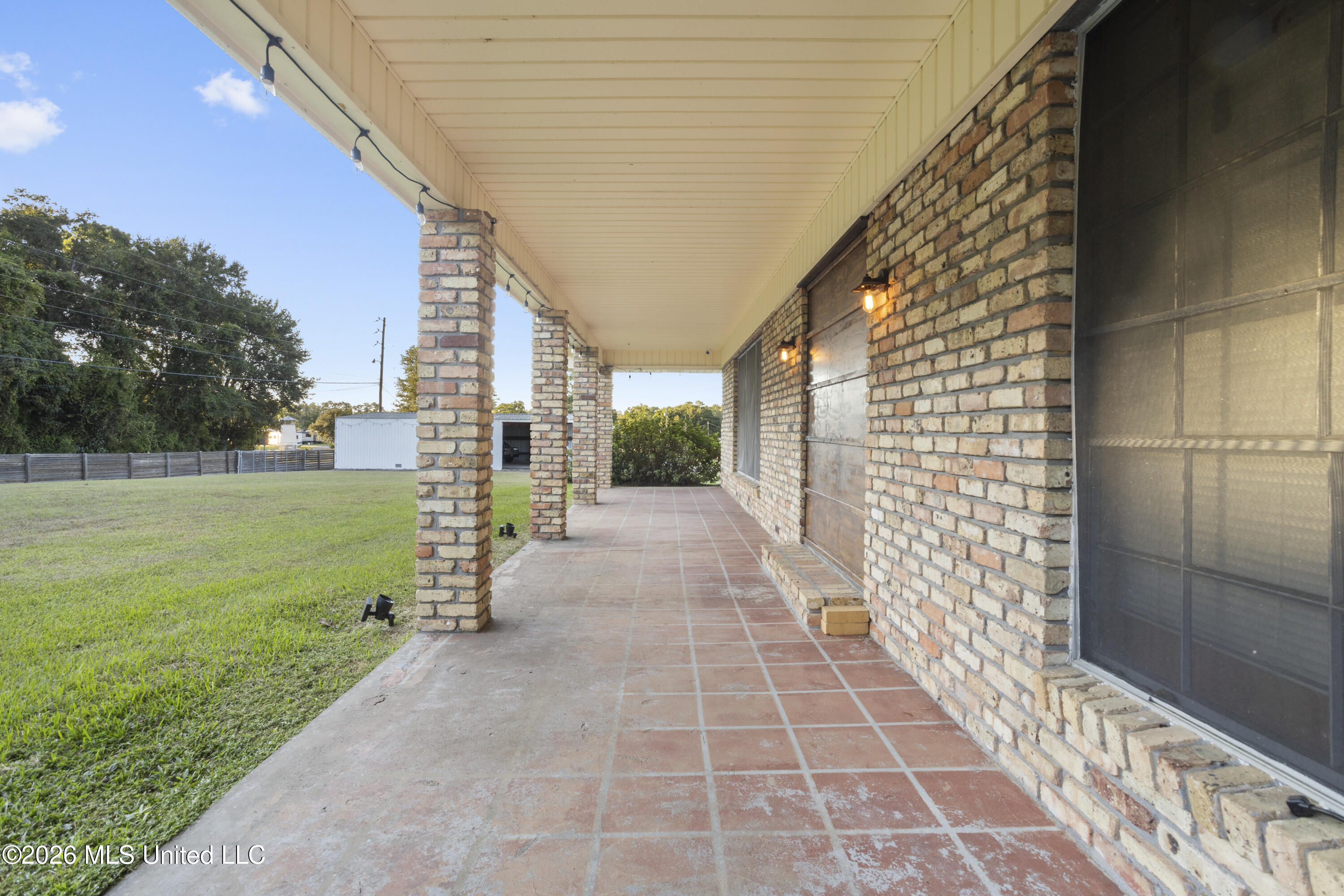 11594 Cedar Lake Road Property Photo 12