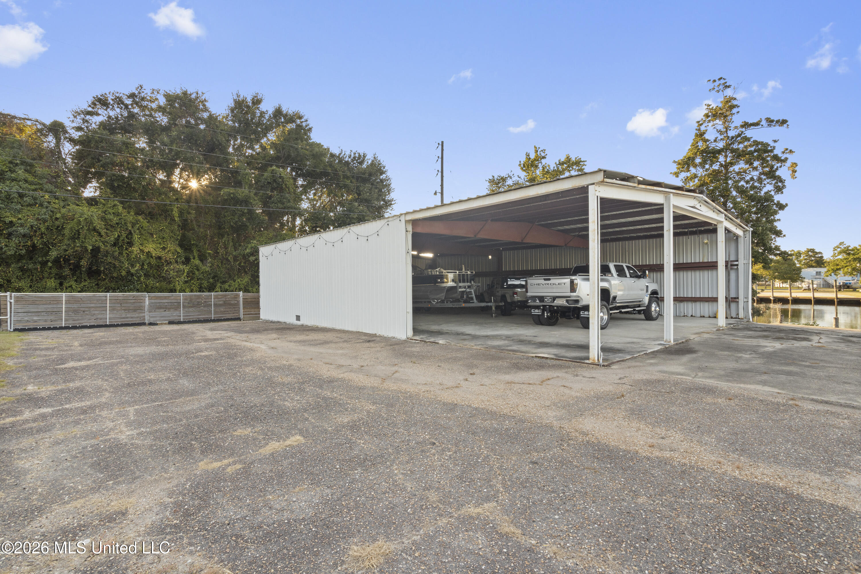 11594 Cedar Lake Road Property Photo 19
