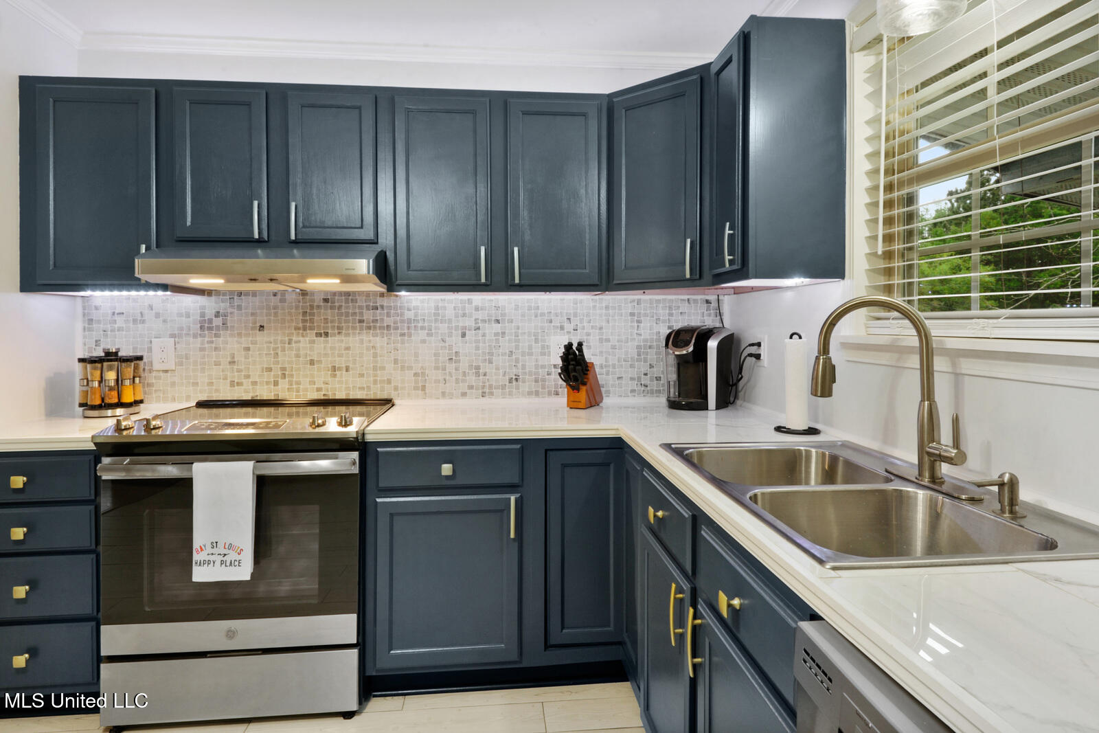 50 Fiber Street Property Photo 10