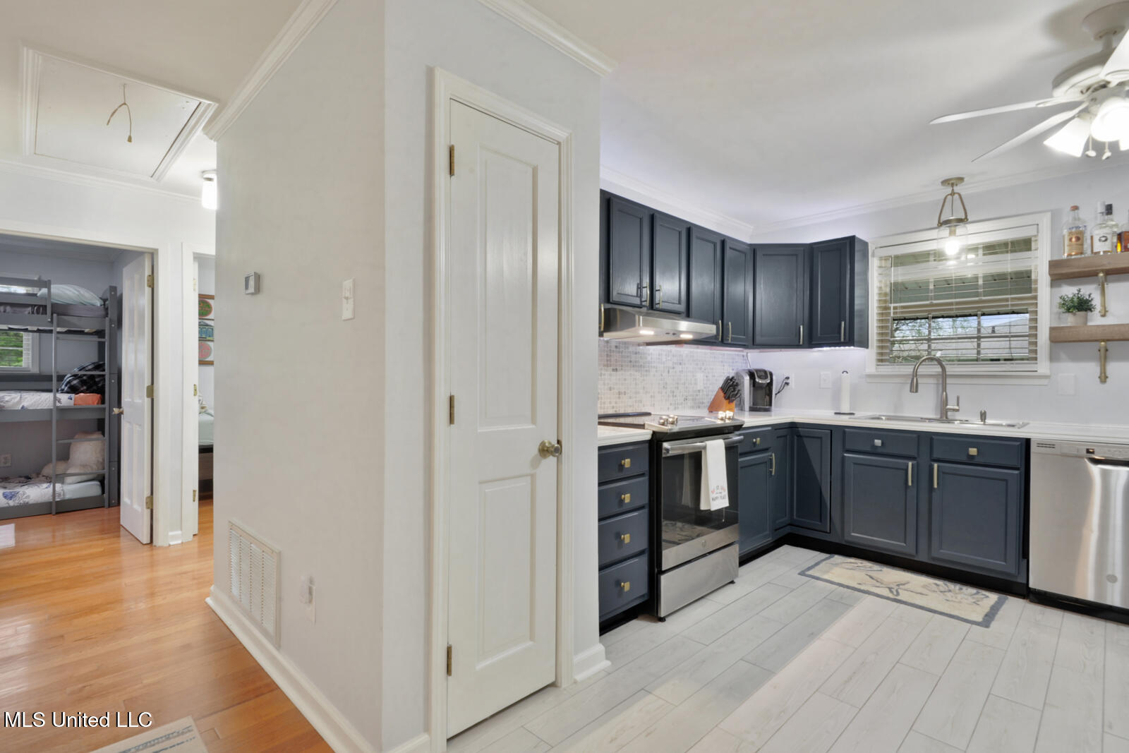 50 Fiber Street Property Photo 14