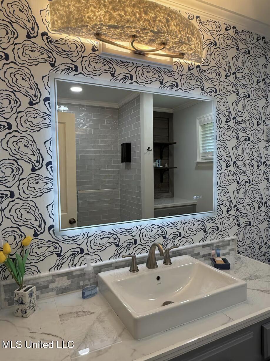 50 Fiber Street Property Photo 24