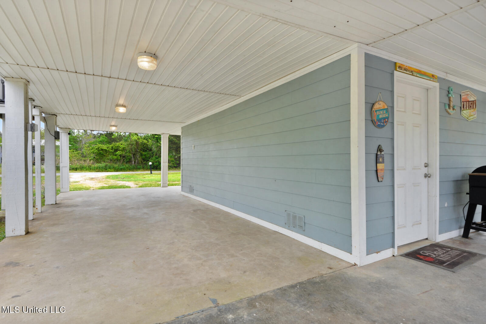 50 Fiber Street Property Photo 37