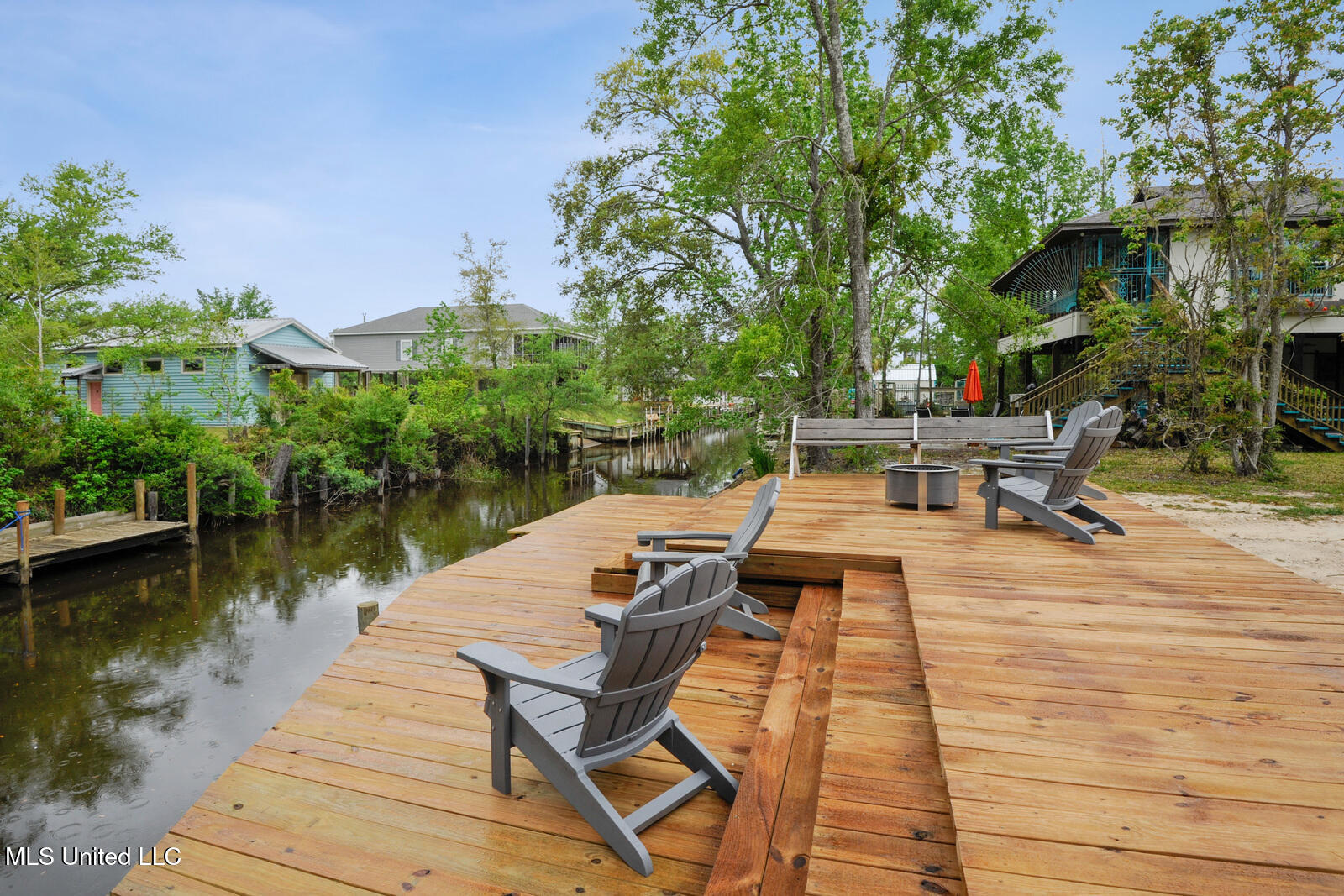 50 Fiber Street Property Photo 40