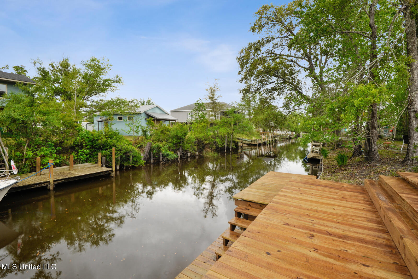 50 Fiber Street Property Photo 41