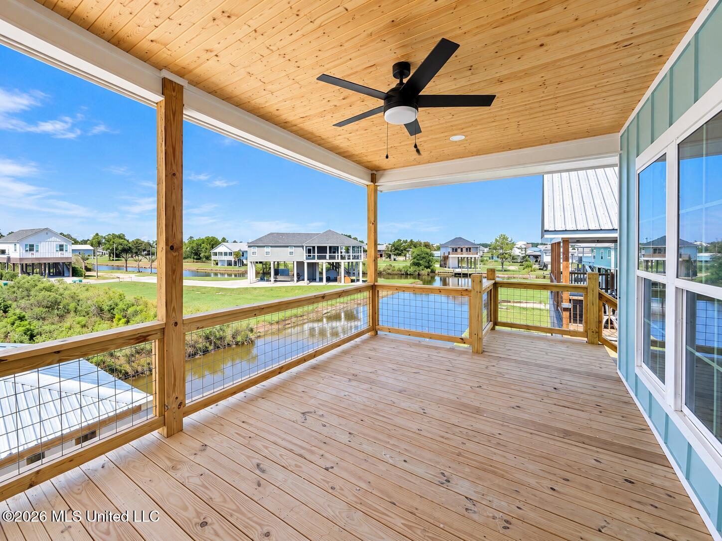 11157 New York Street Property Photo 7