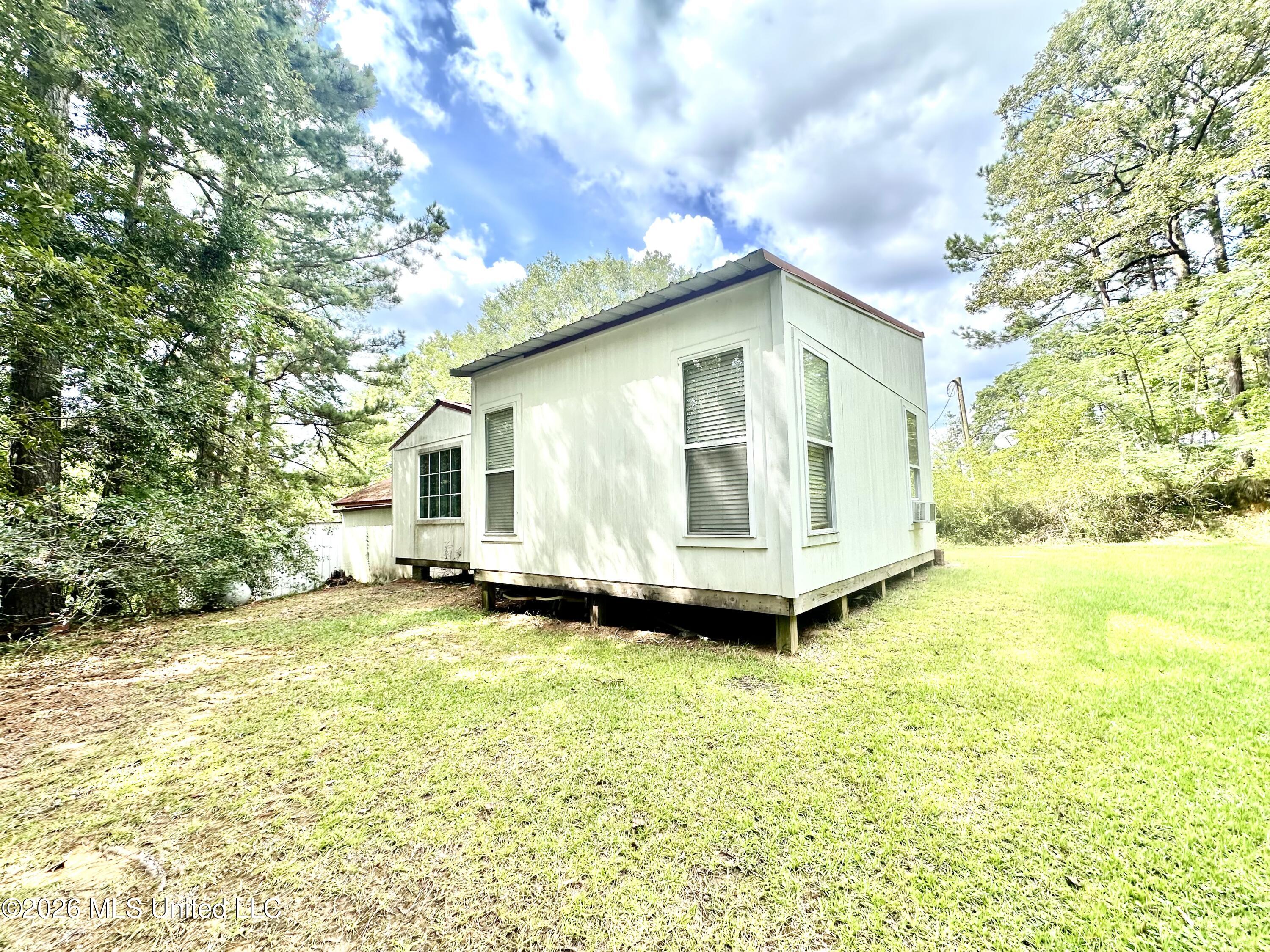 703 Boral Lane Property Photo 15