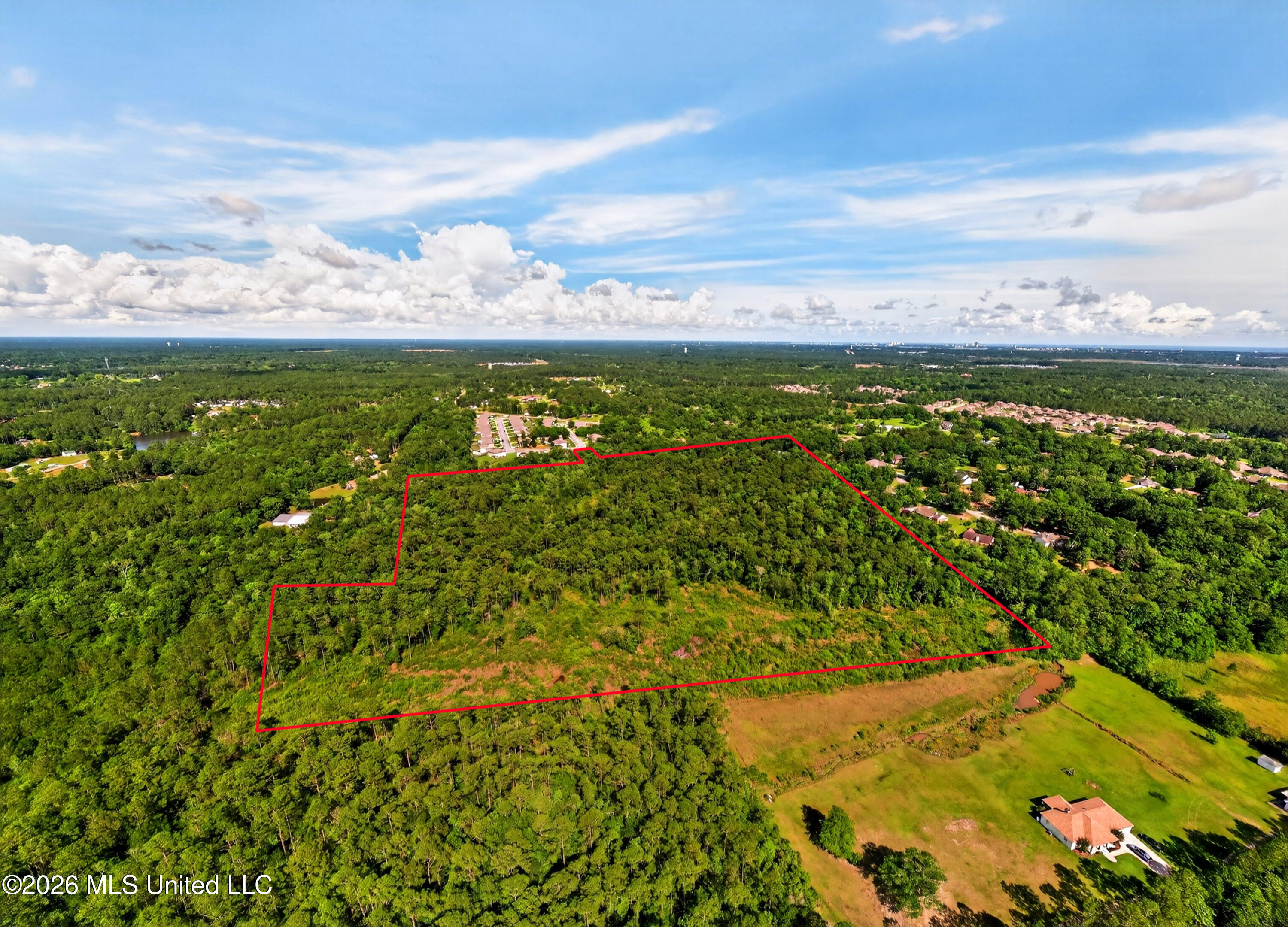 13539 Lorraine Road Property Photo 2